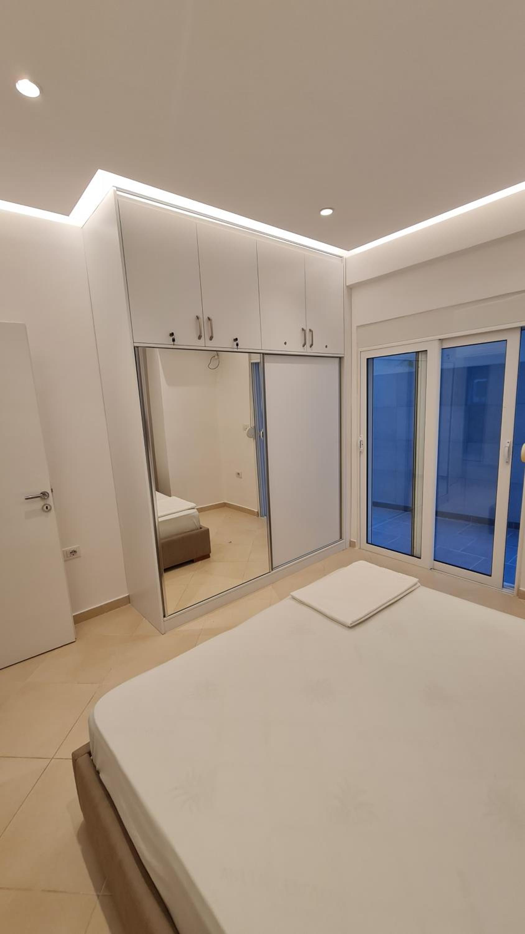 Sea and City view Apartment