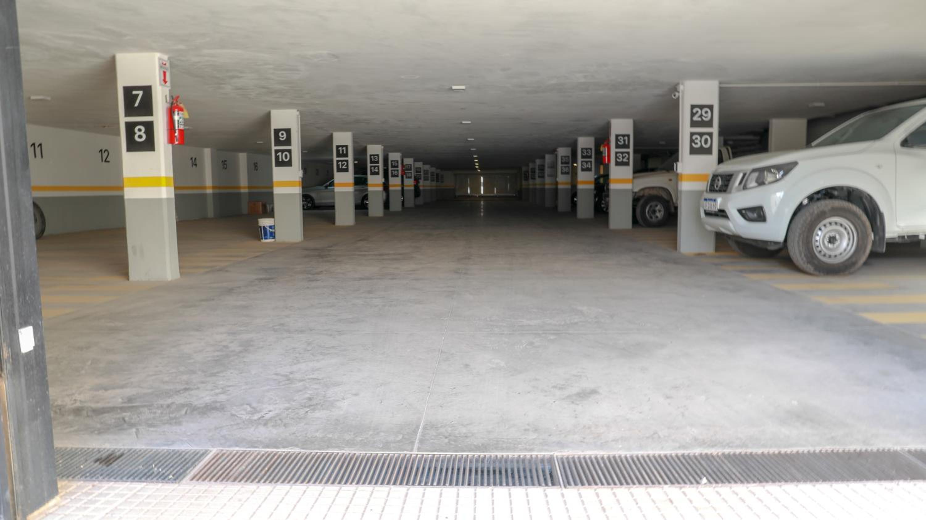 Apart France - Con gim, piscina y estacionamiento