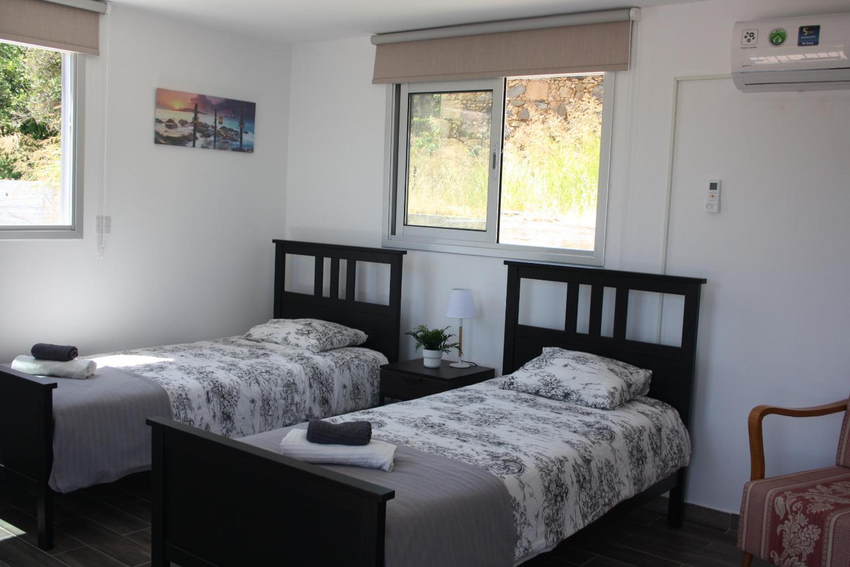 Holiday Apartments,Polynikis Sea-Cret, Pachyammos view 4