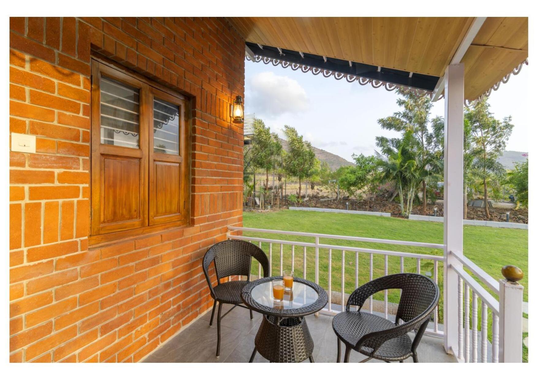 Fox Corner Villa view 3