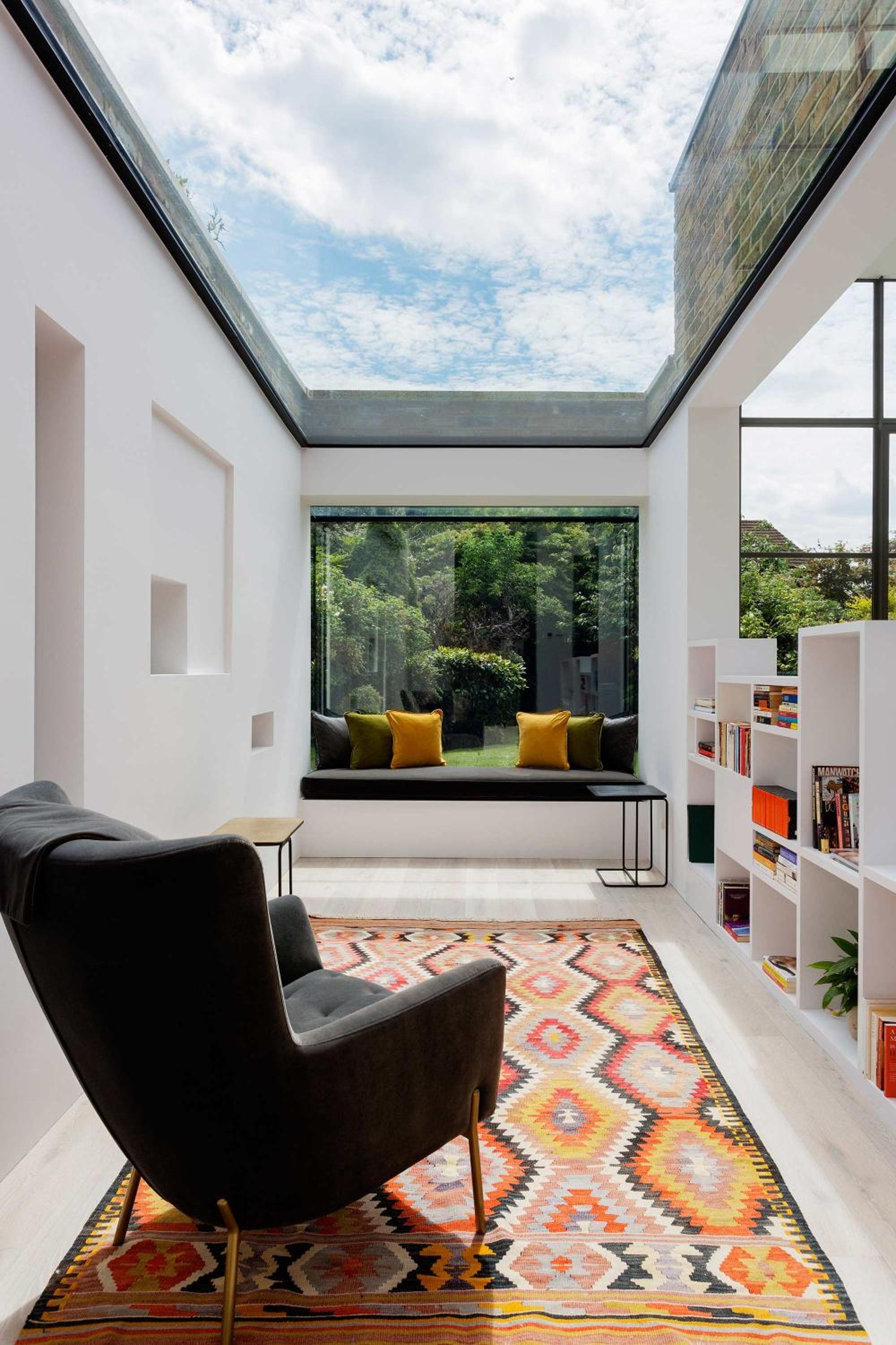 Veeve - Quartz House