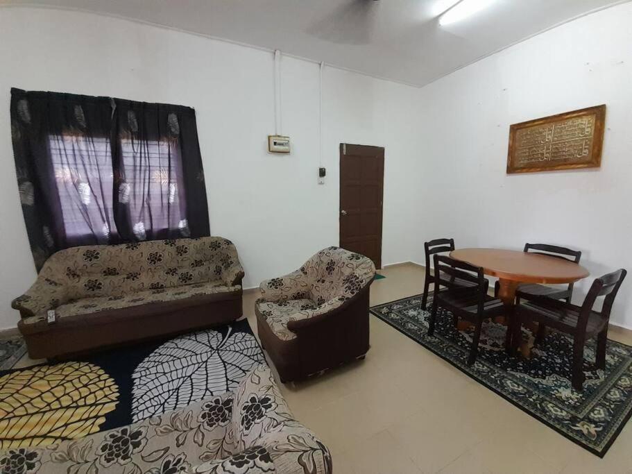 AMZ HOMESTAY KAMPUNG GONG KIAT, KUALA TERENGGANU photo 4
