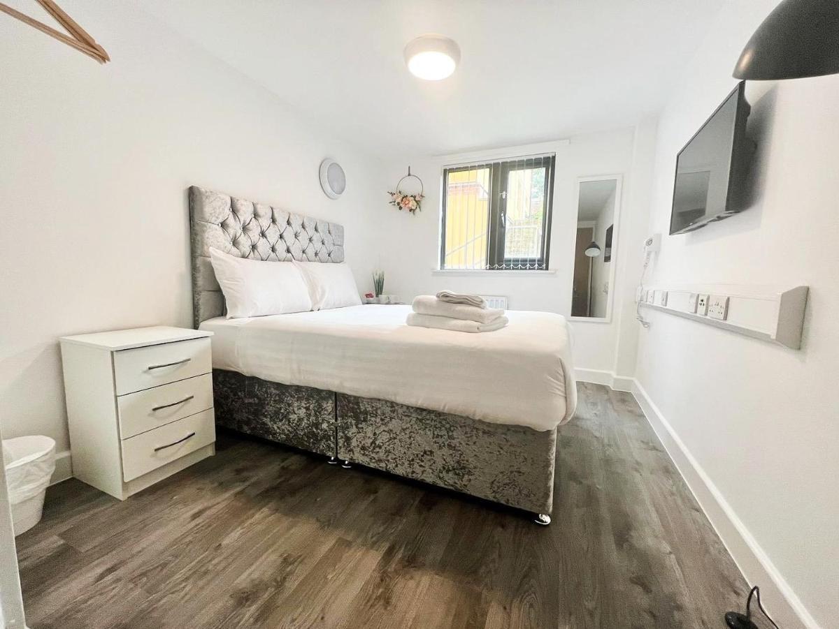 Bradford Vacations - Accommodation Bradford - Property Image 2
