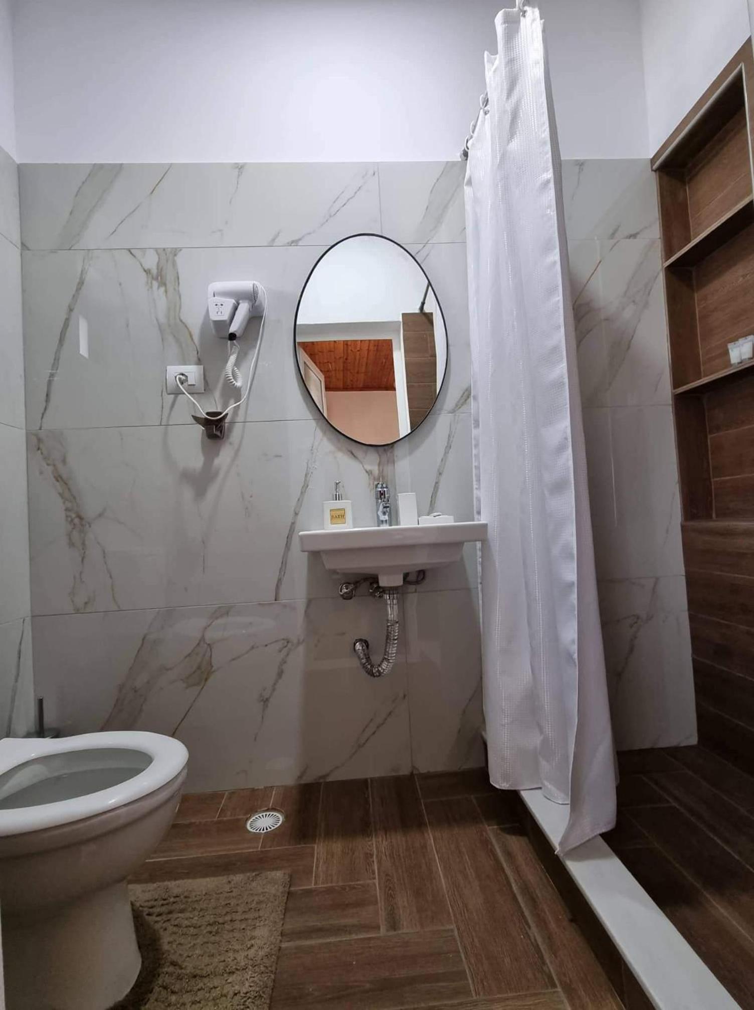 B Vishe Guest House