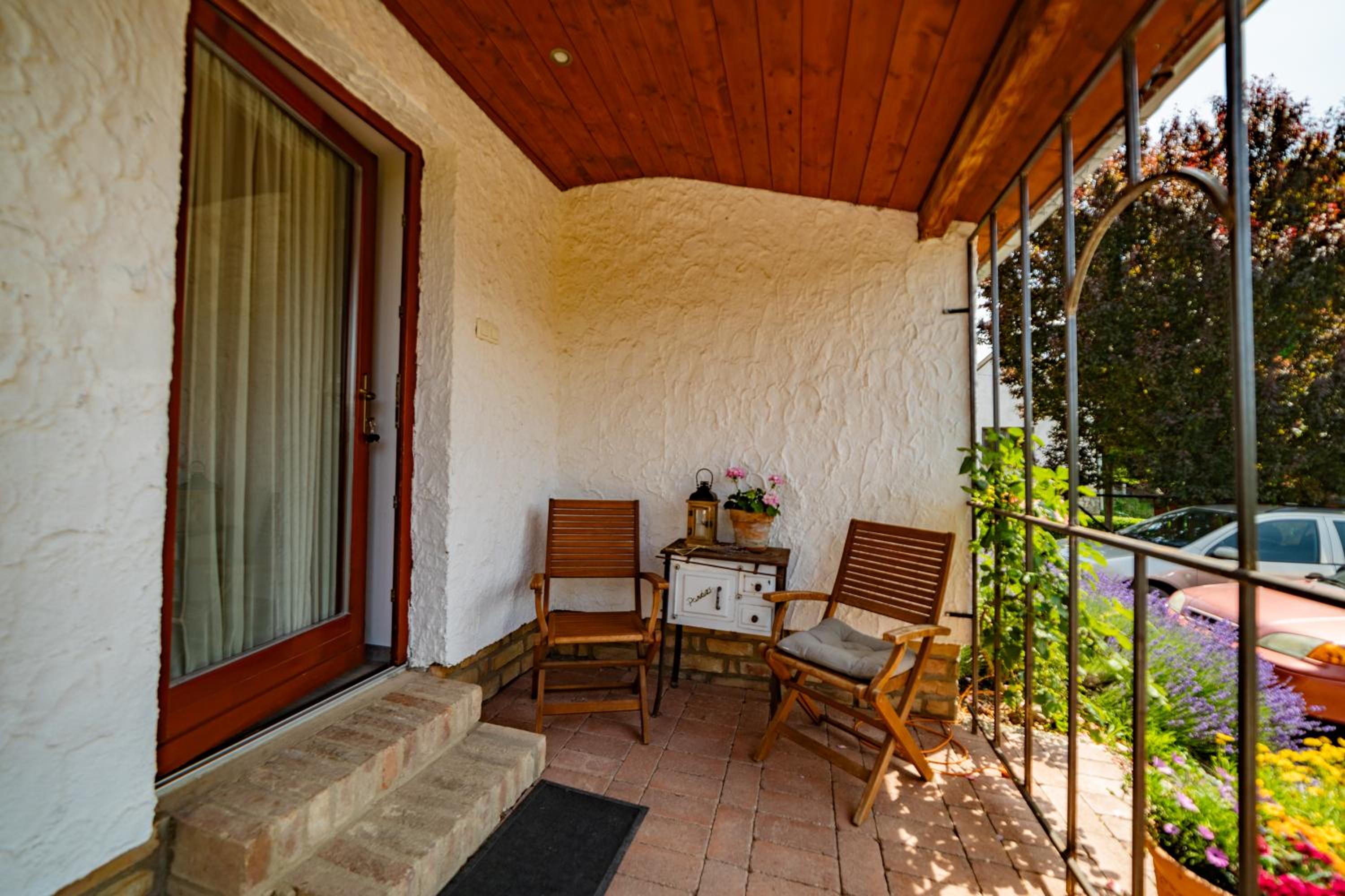 Szellő Porta view 2