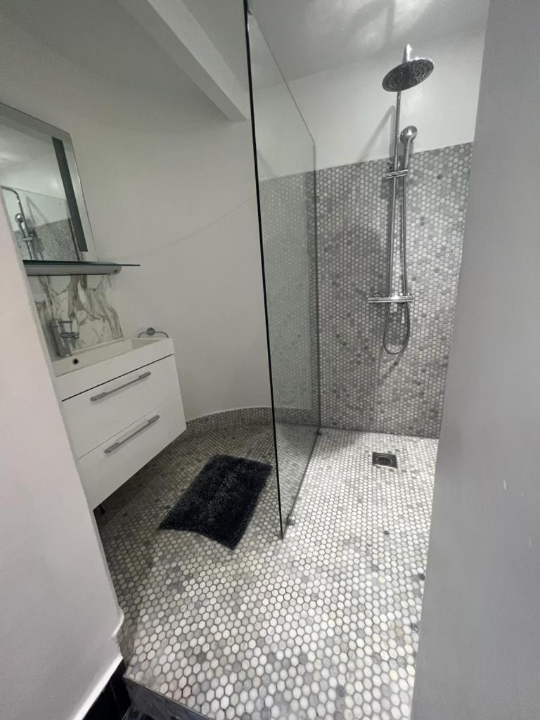 2 Bedroom Apartment close to Camden Town