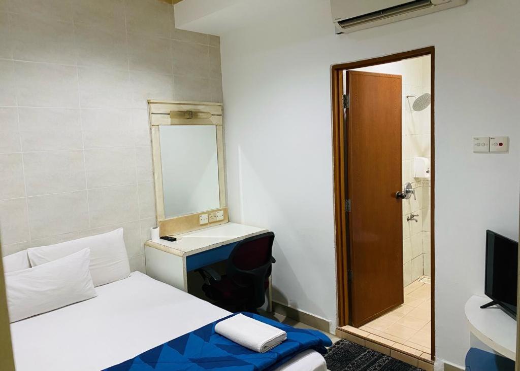 EE HOTEL Johor Jaya