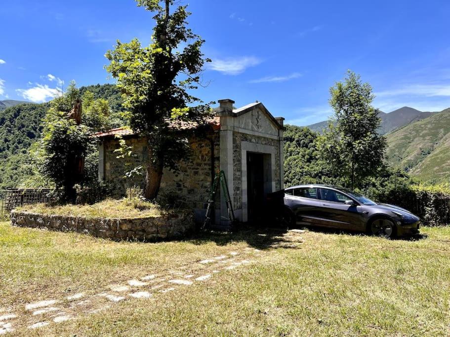 La Casona de Alesga, Asturias-Fresnedo