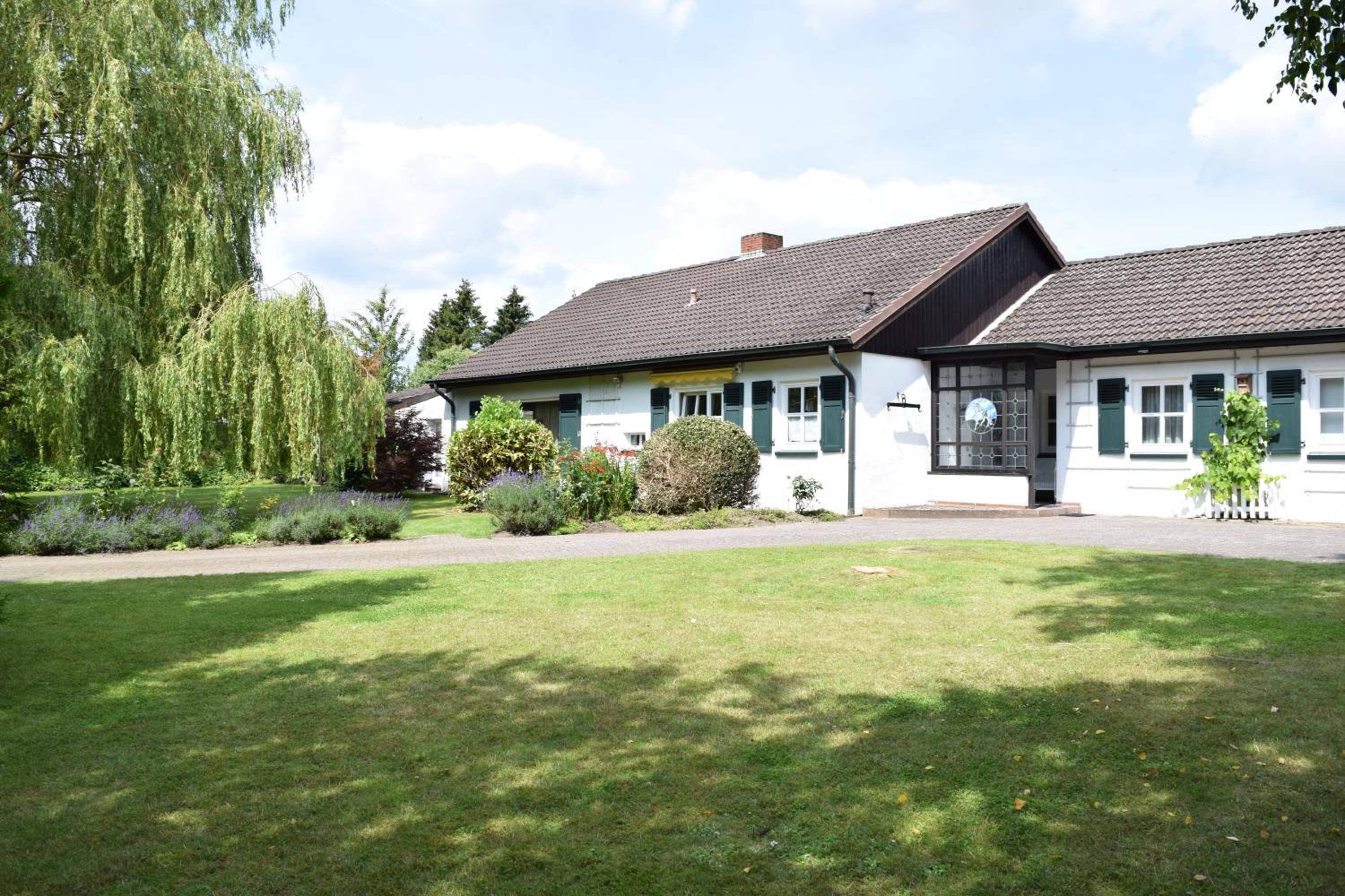 Landhaus Hideaway mit Aussenpool, Sauna und Kamin