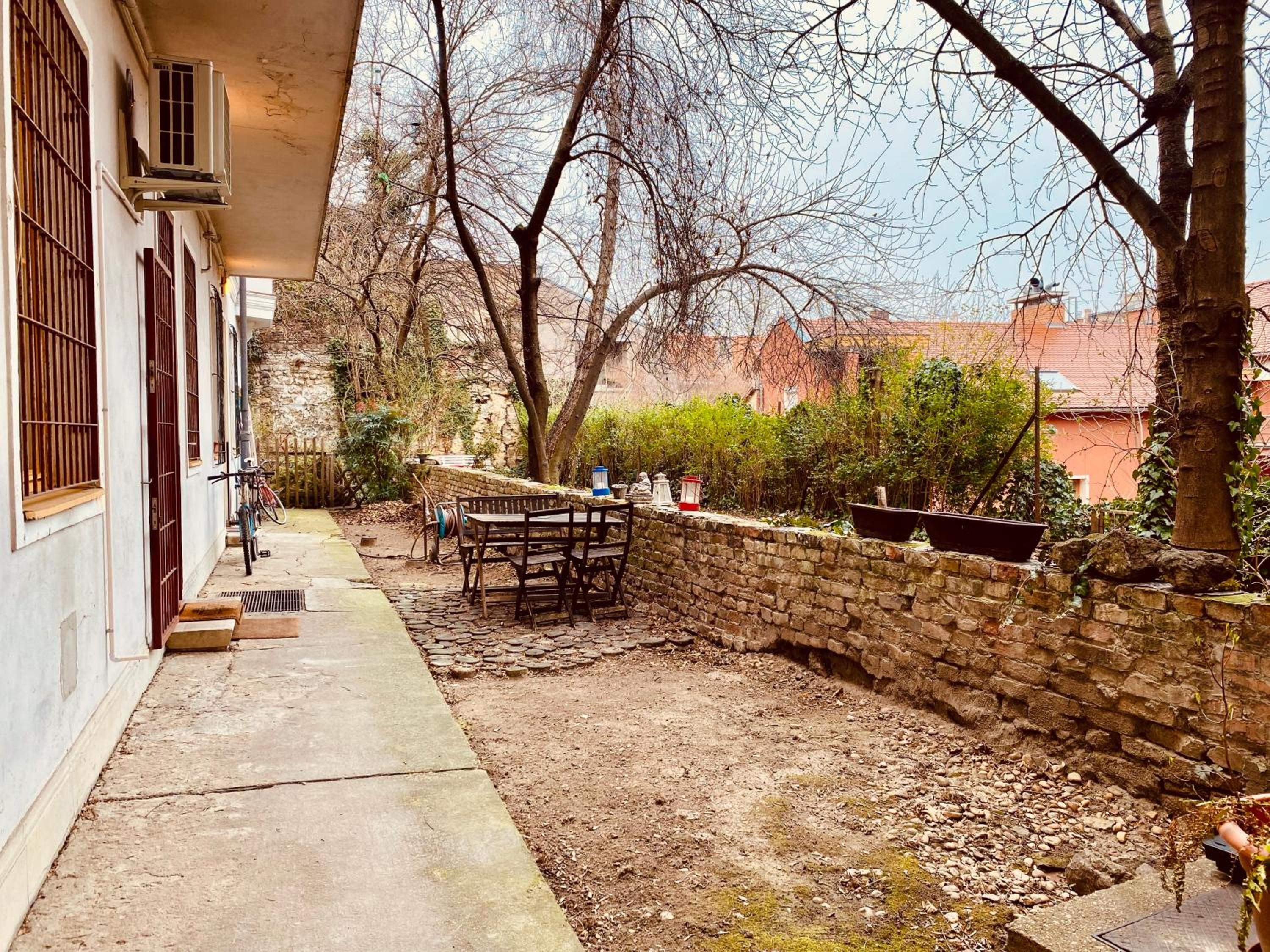 Pala Garden view 2