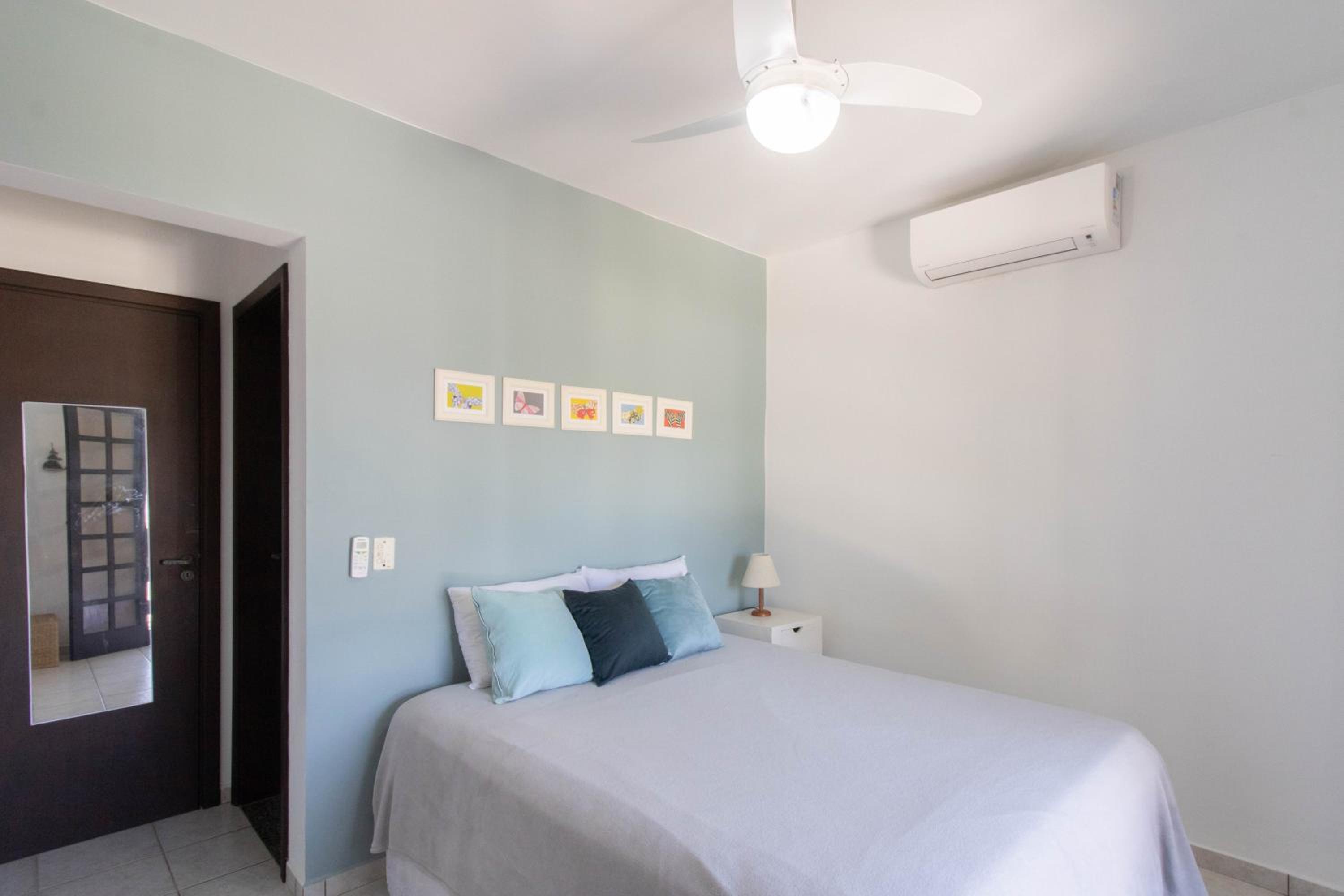Linda Casa! Acesso privado praia Guaratuba(50mts)