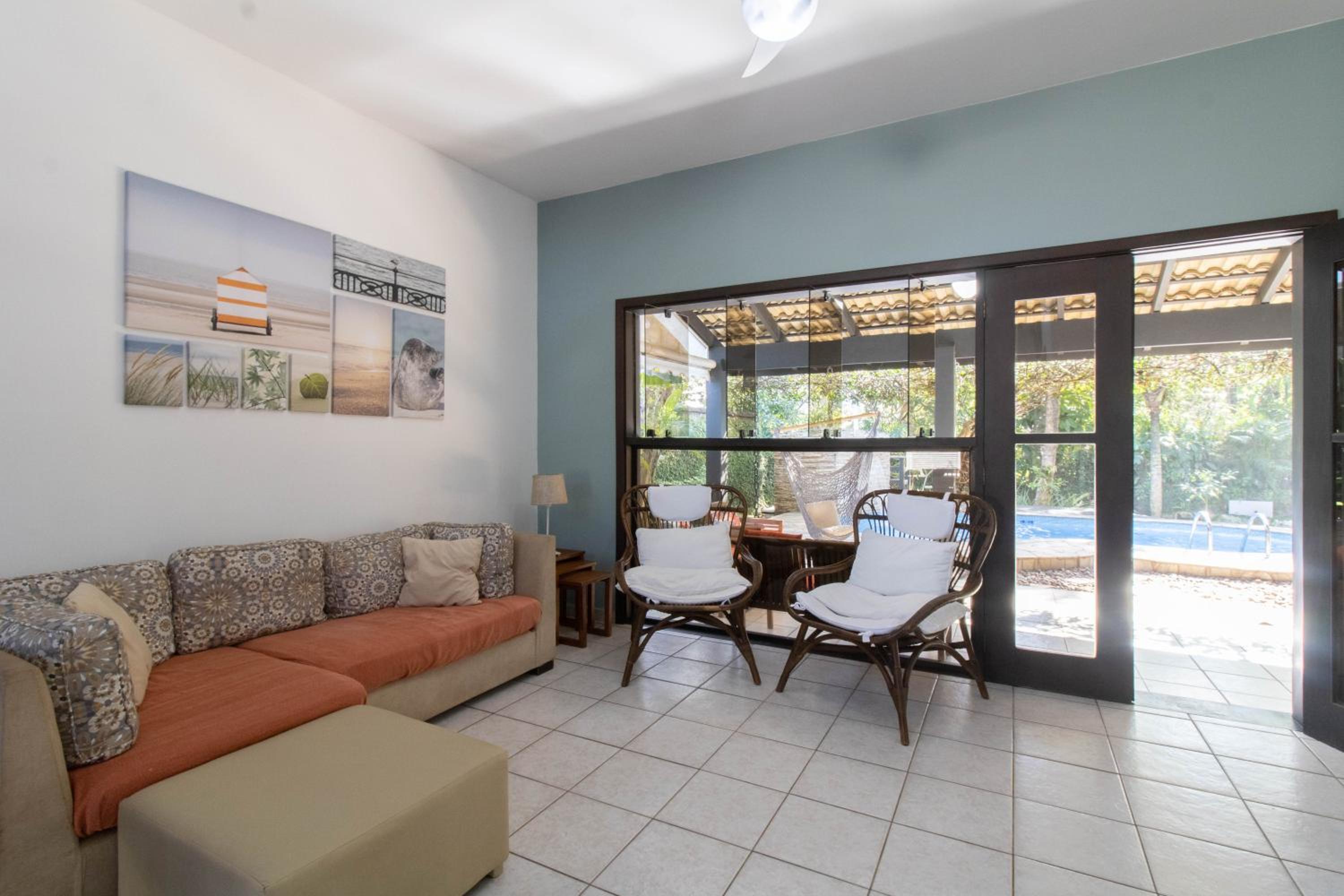 Linda Casa! Acesso privado praia Guaratuba(50mts)