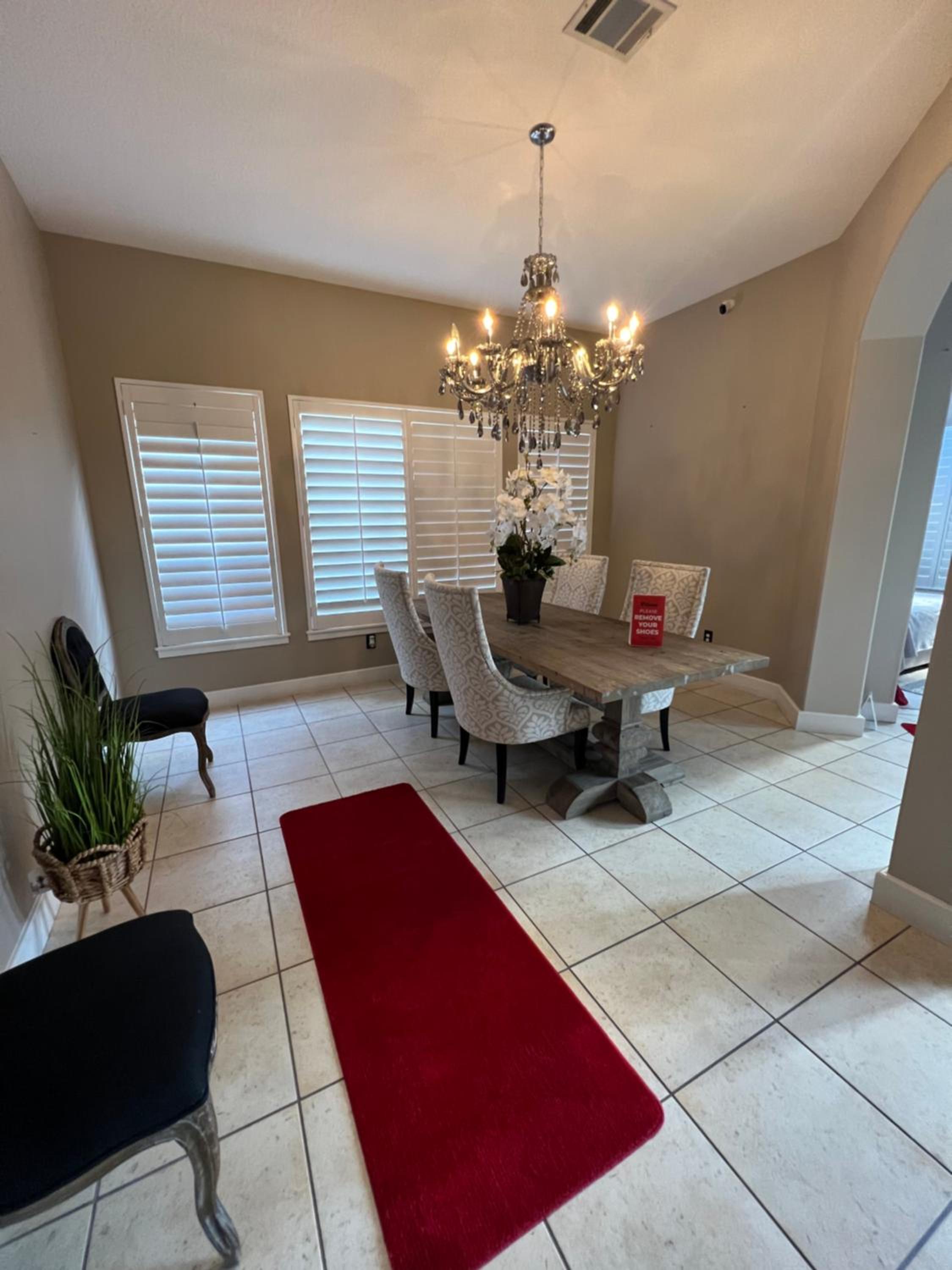 WANDERLUST villa near GALLERIA MALL