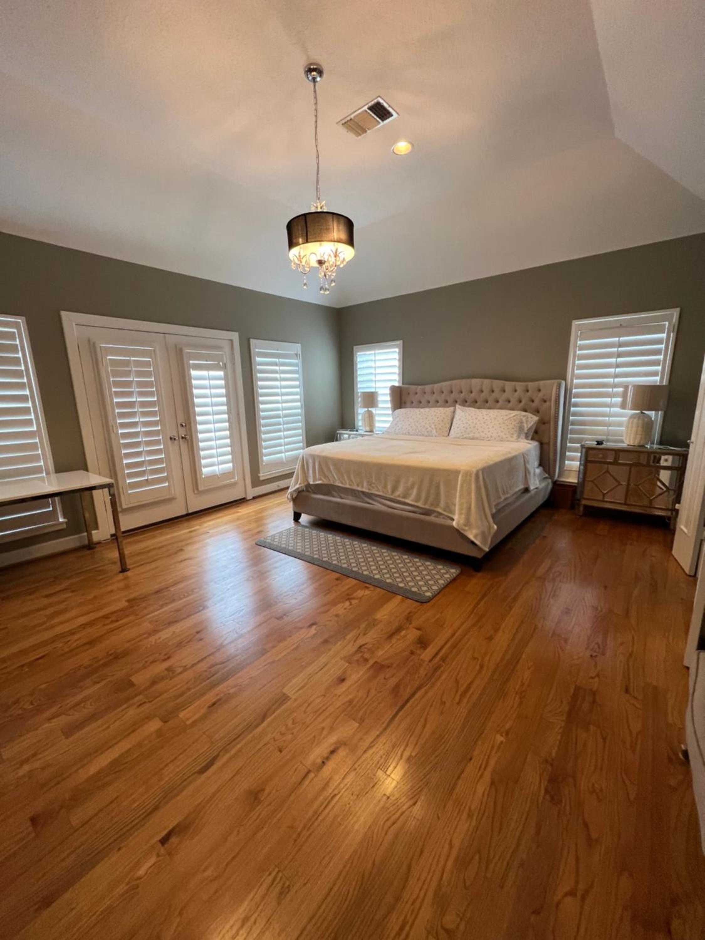 WANDERLUST villa near GALLERIA MALL