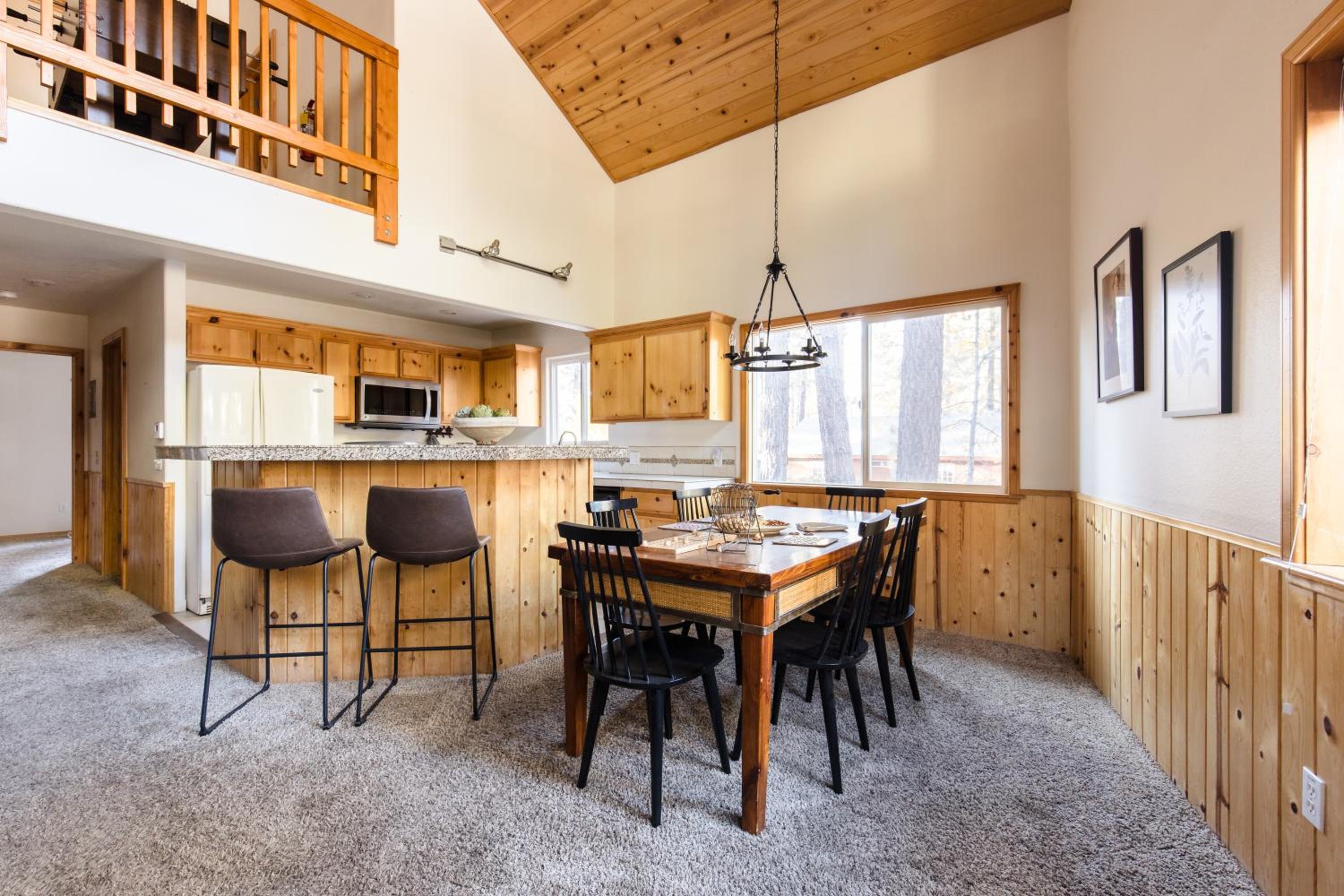 Walk to Ski Resort Lift • Deck Hot Tub Game Loft Jumper by AvantStay