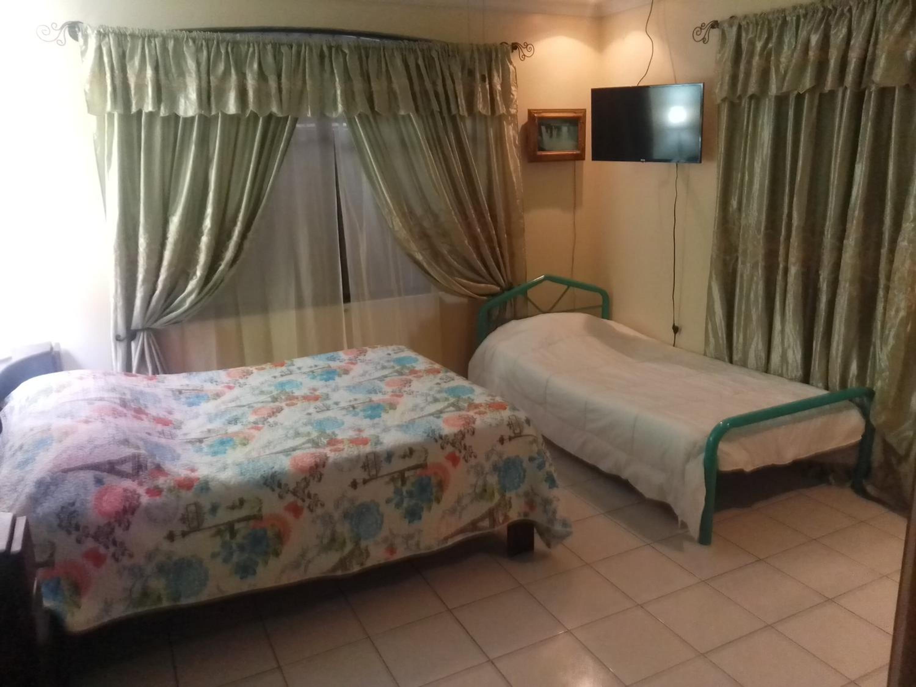 Alexander b&b