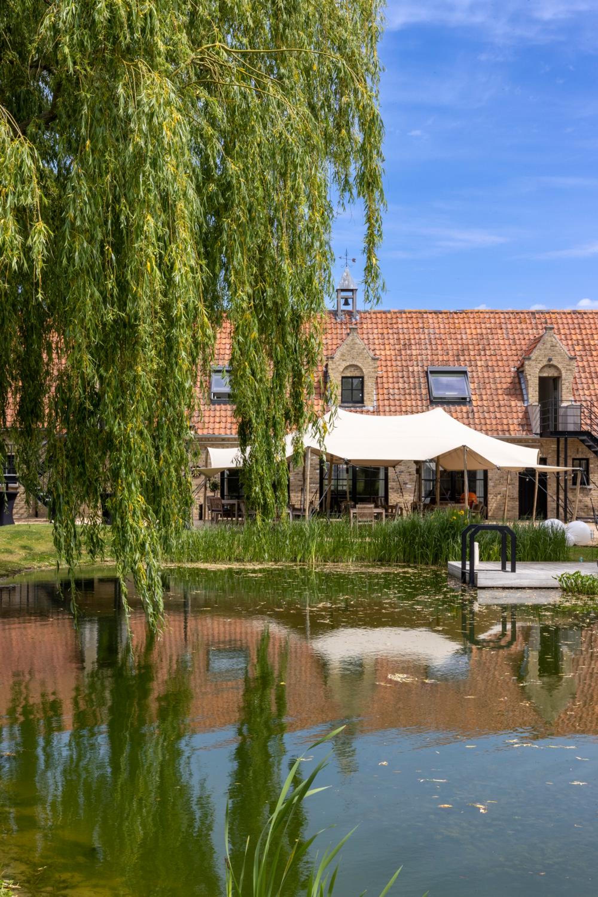 B&B Leonie