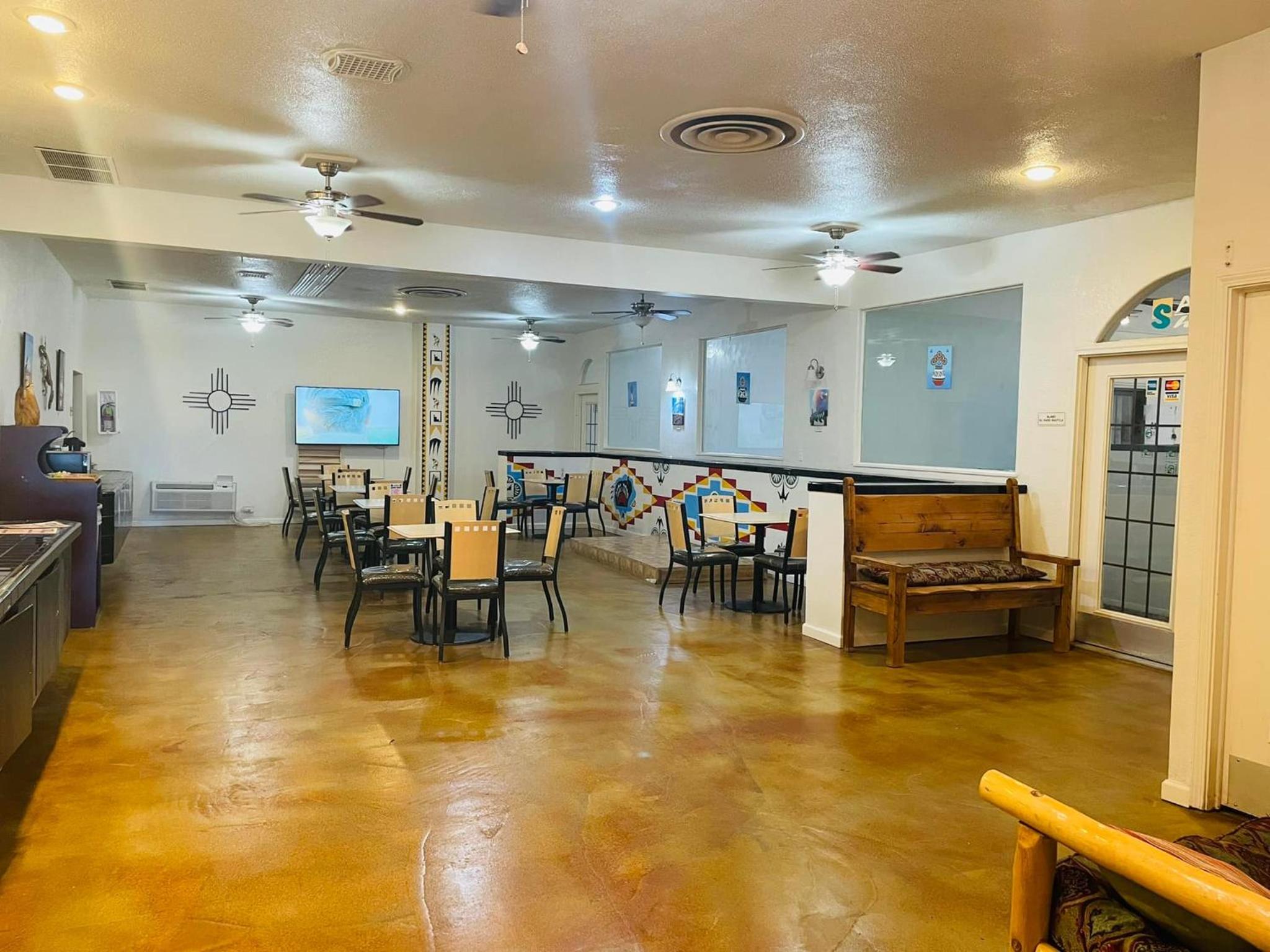 Alamogordo Vacations - The Classic Desert Aire Hotel - Property Image 5