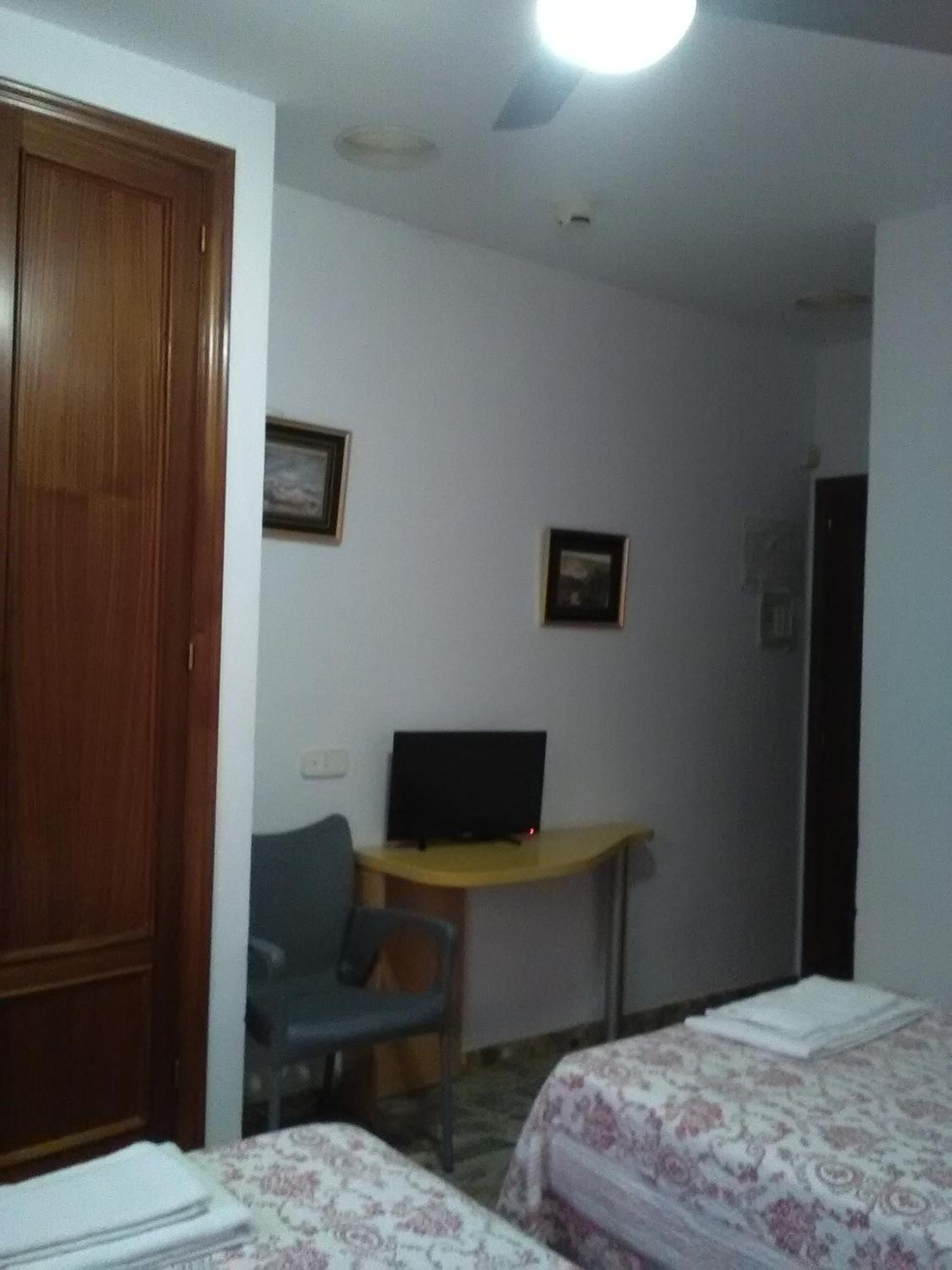 Hostal Restaurante el Cazador