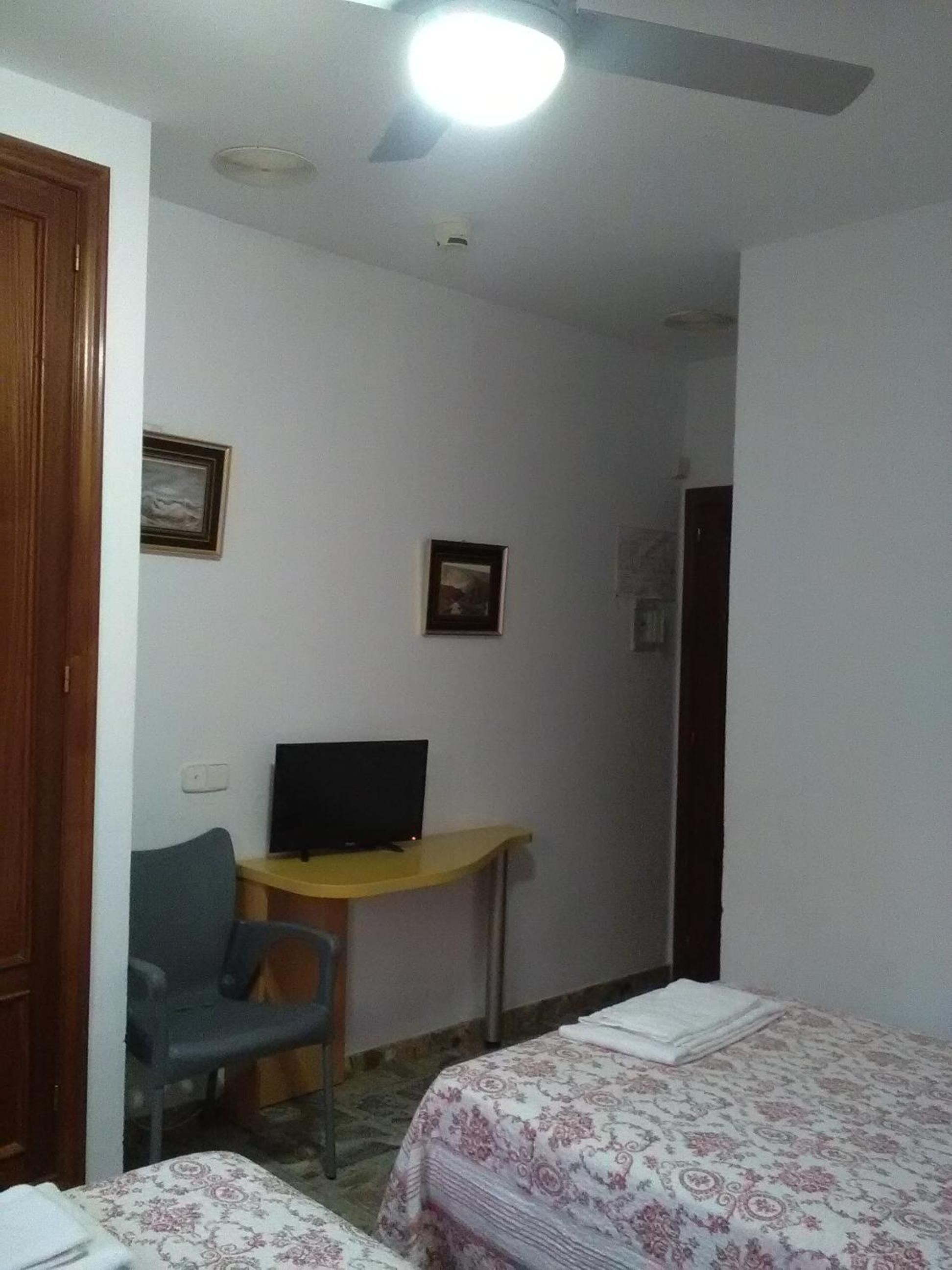 Hostal Restaurante el Cazador