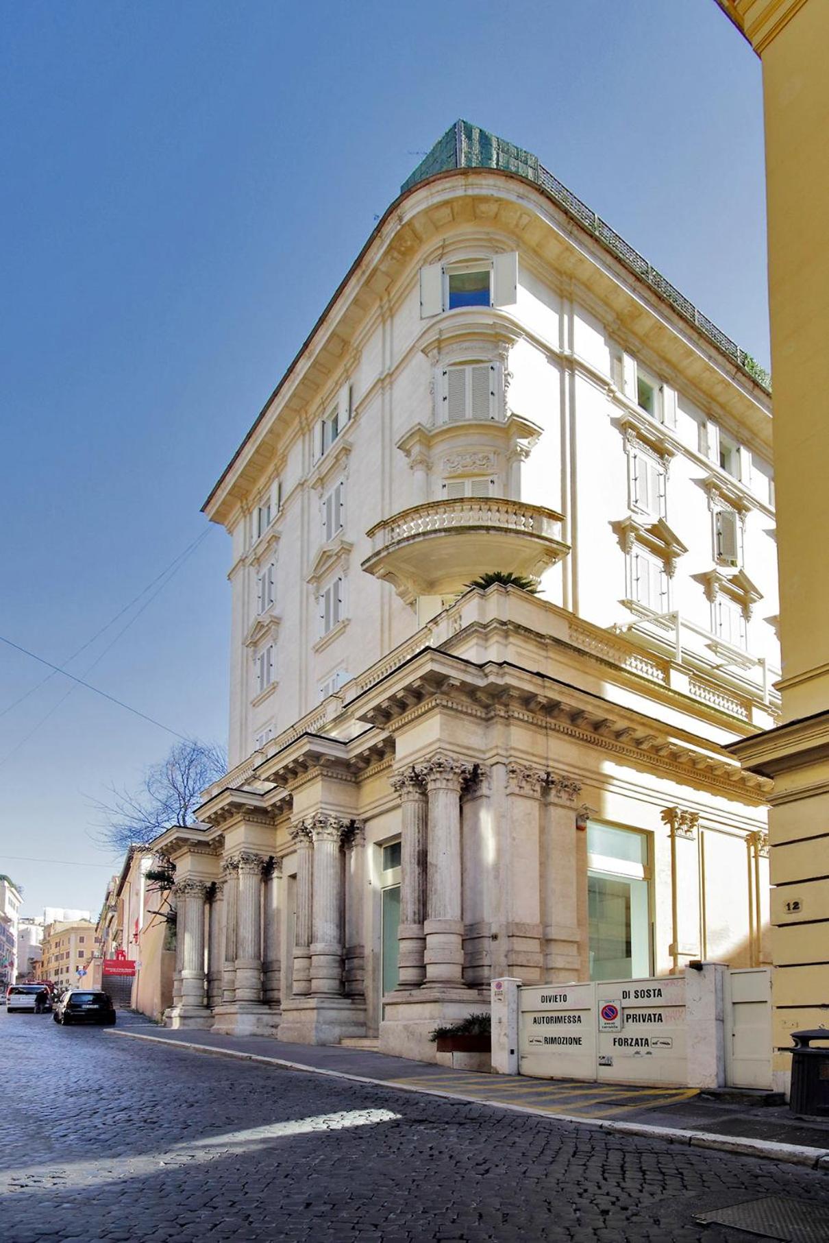 WAMMA Spanish Steps Apartment with Two bedrooms photo 3
