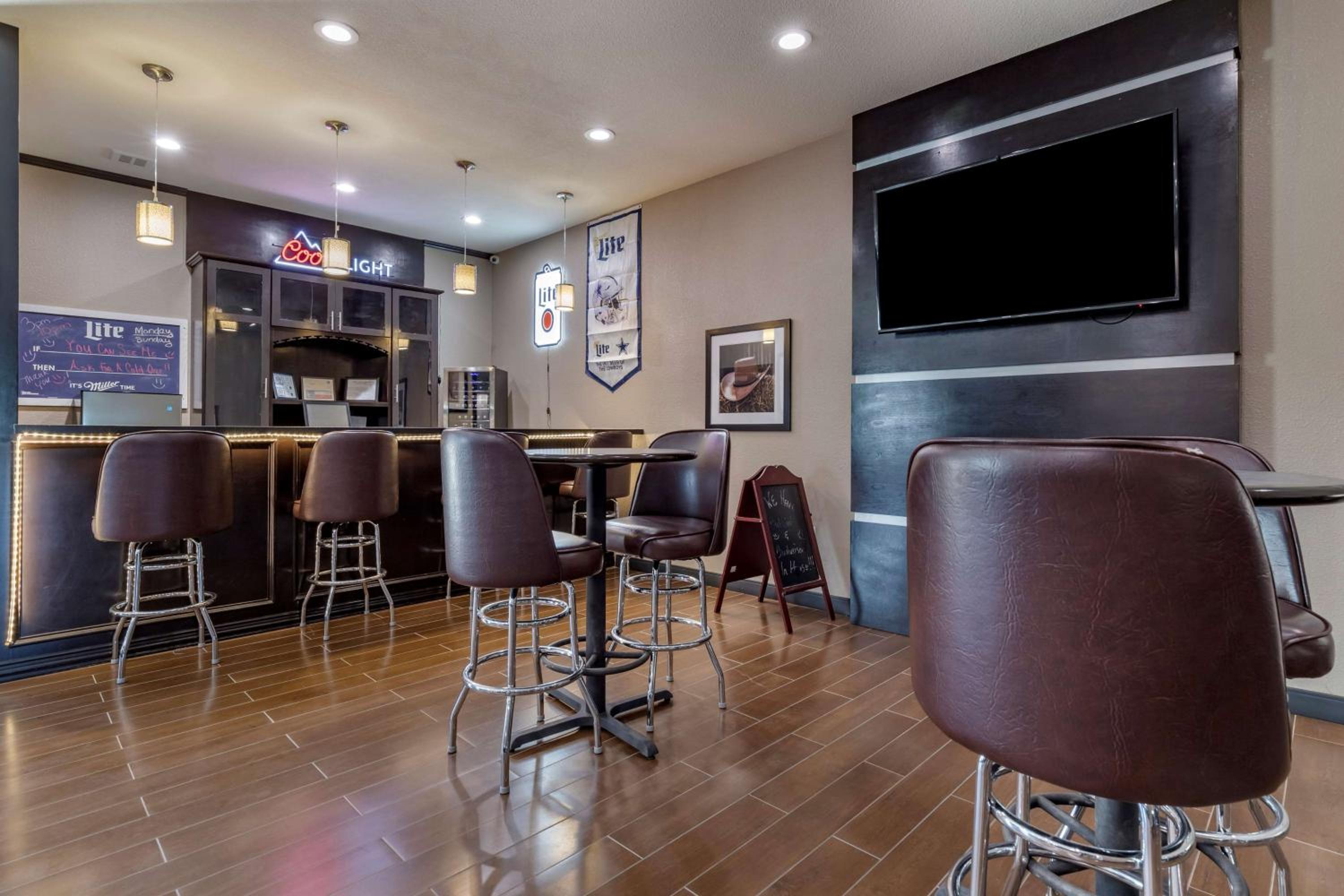 Best Western Plus Big Lake Inn