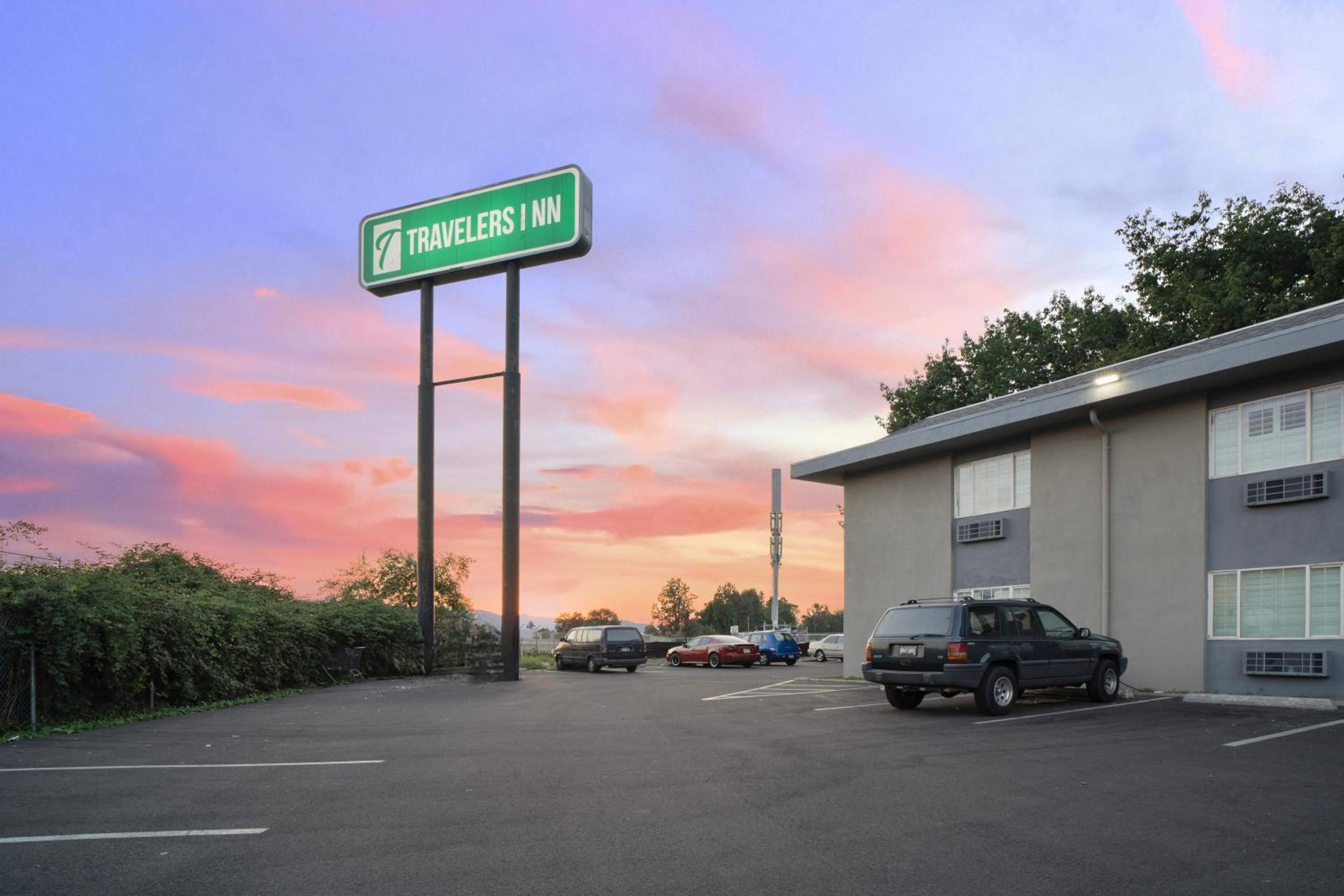 Medford Vacations - Travelers Inn Medford I-5 - Property Image 18