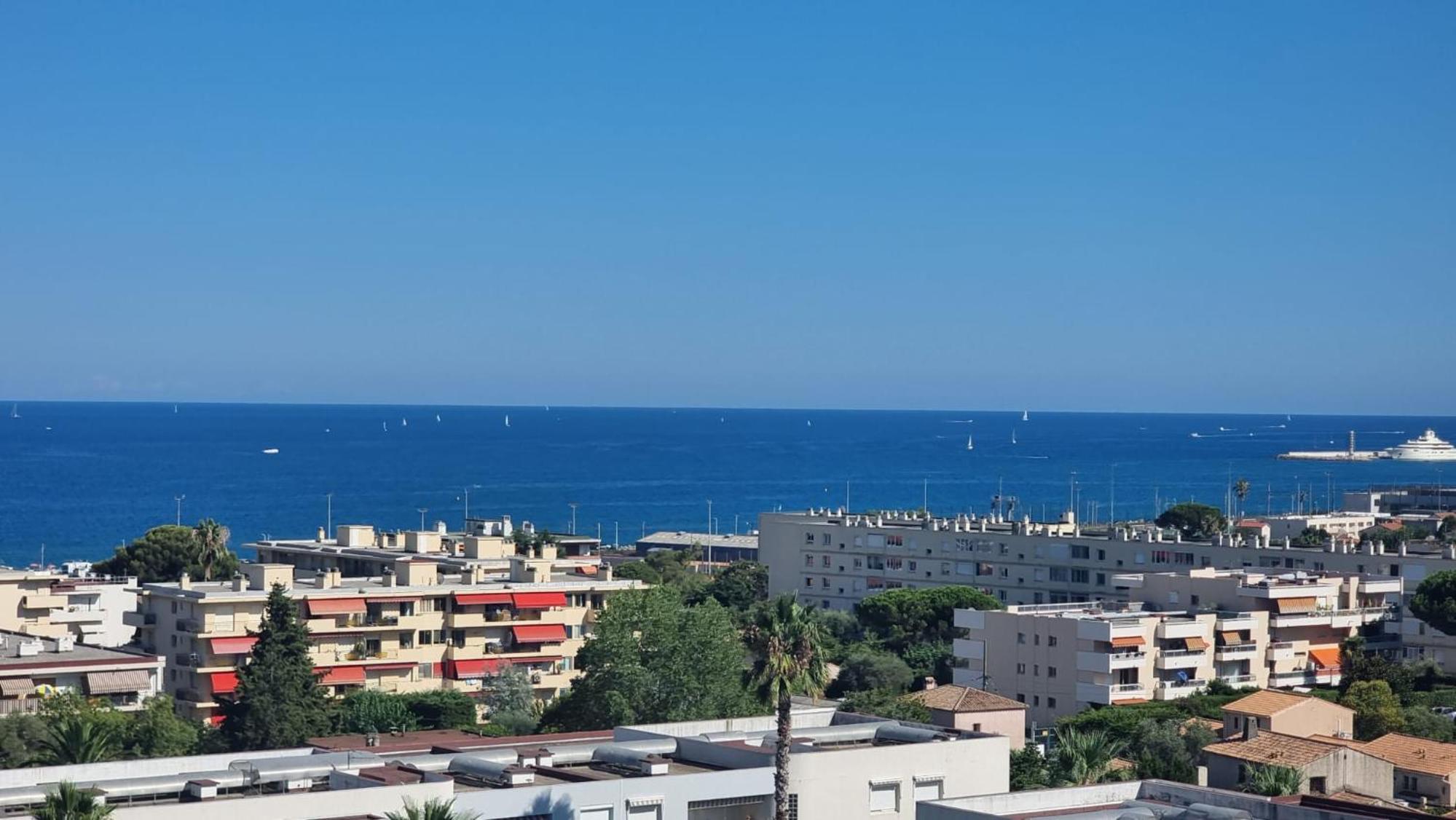 LUXURY APPARTEMENT Vue MER PANORAMIQUE