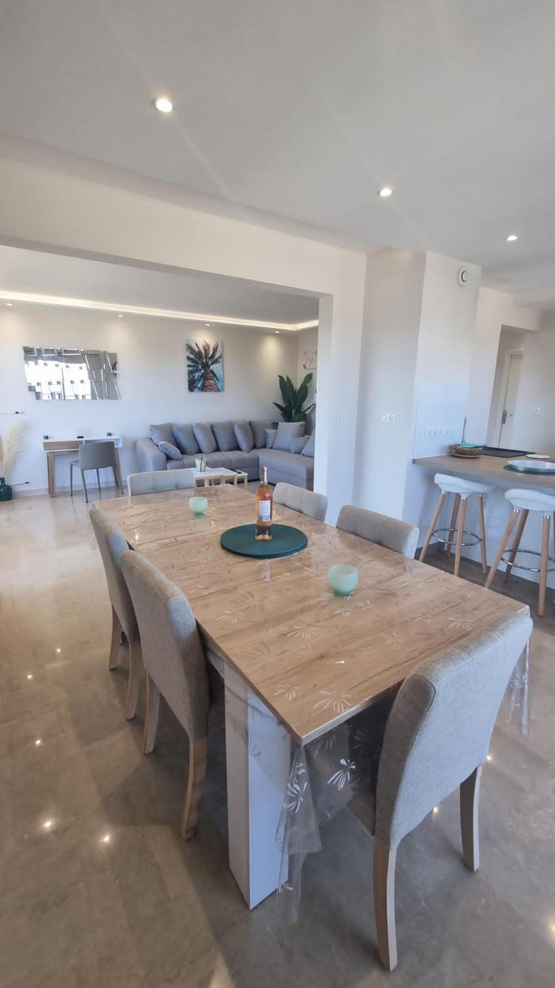 LUXURY APPARTEMENT Vue MER PANORAMIQUE