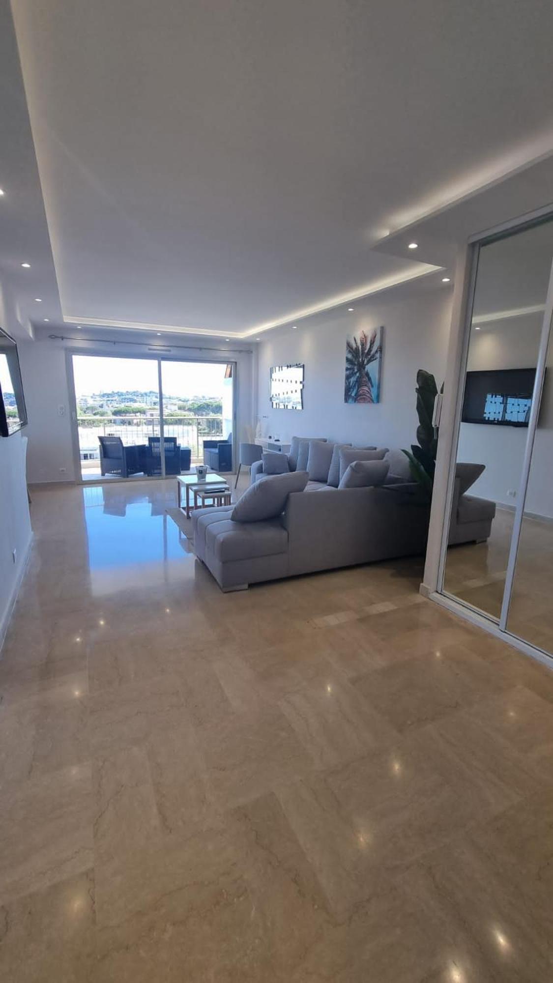 LUXURY APPARTEMENT Vue MER PANORAMIQUE