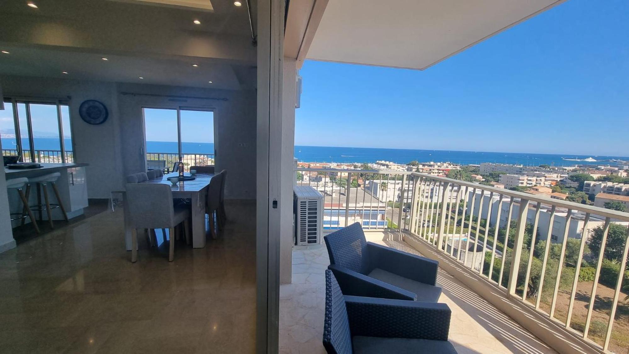 LUXURY APPARTEMENT Vue MER PANORAMIQUE