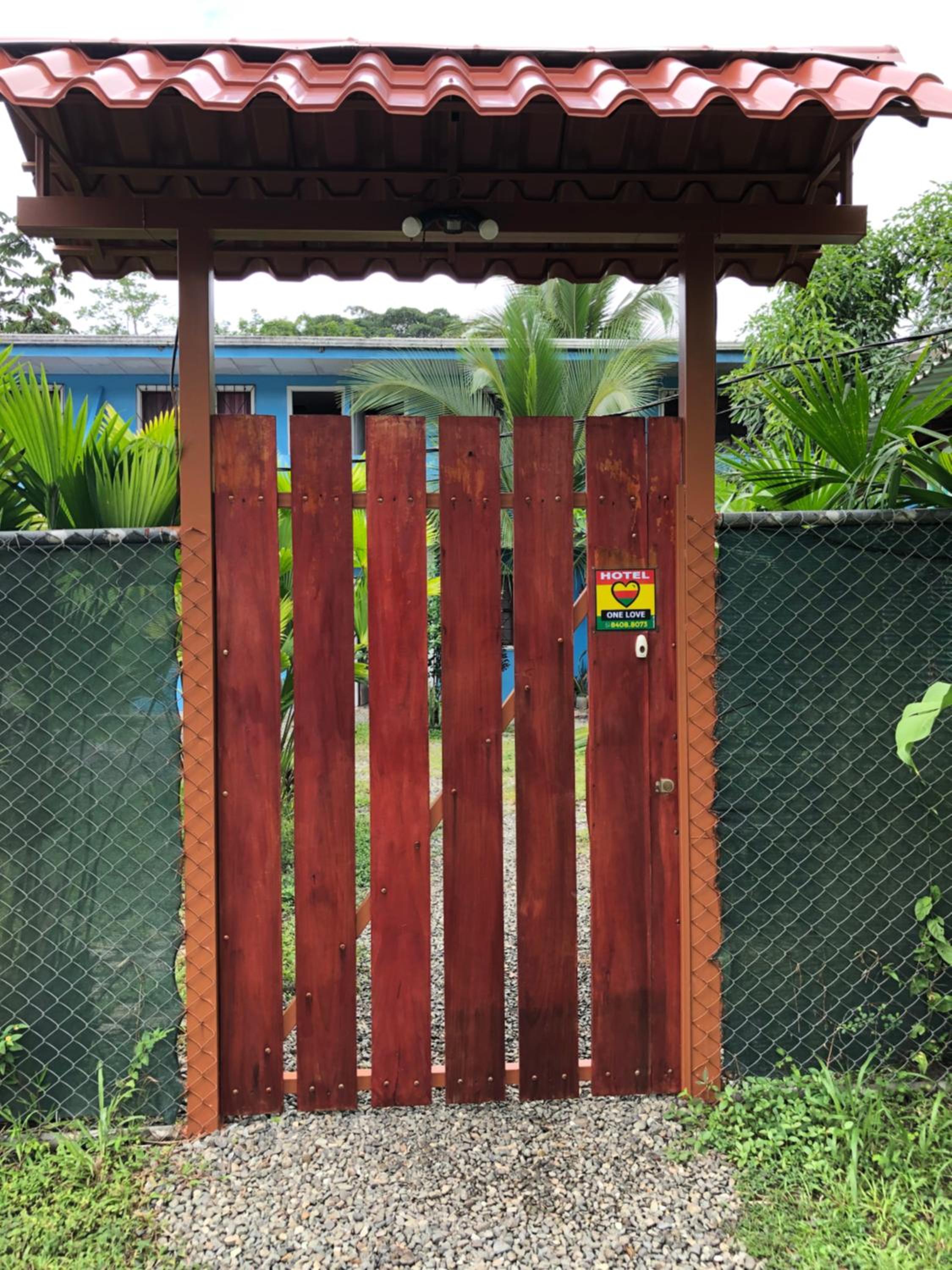Hotel One Love Puerto Viejo