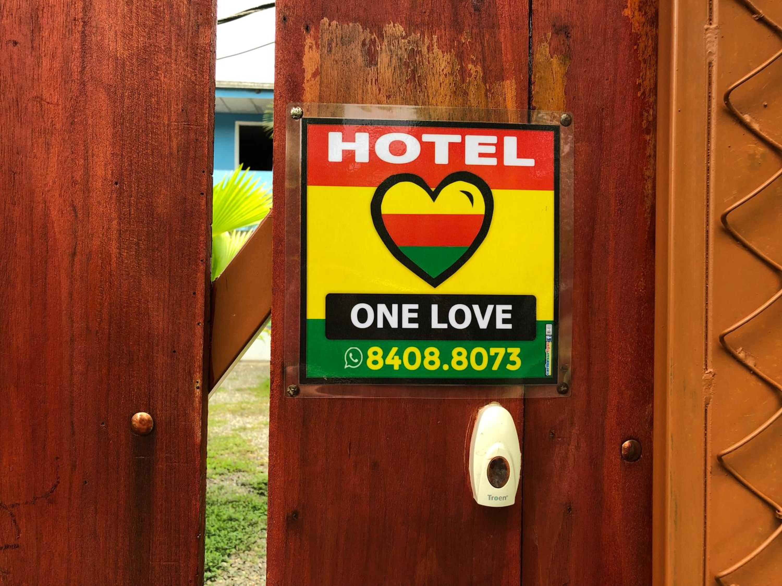 Hotel One Love Puerto Viejo