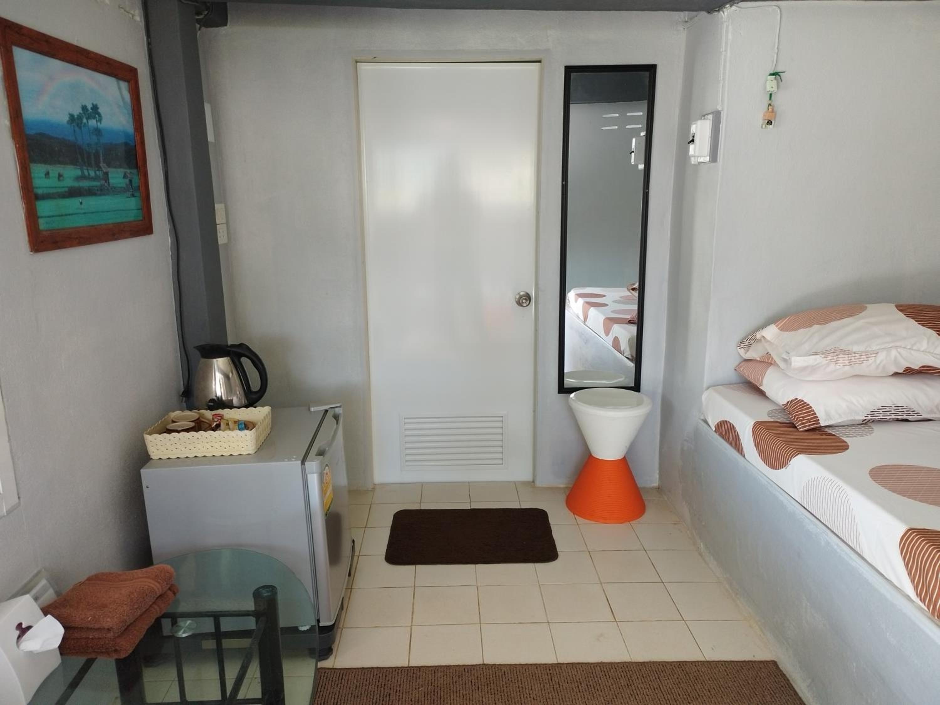 Thanorm Rak Resort