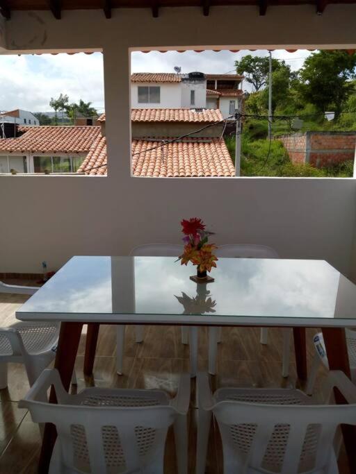 Agradable casa para alojamiento completo CURITI