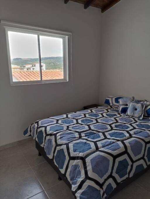 Agradable casa para alojamiento completo CURITI