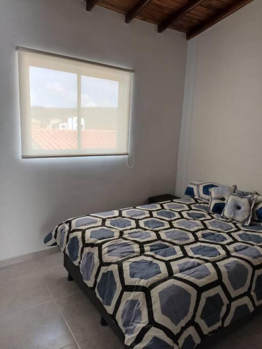 Agradable casa para alojamiento completo CURITI