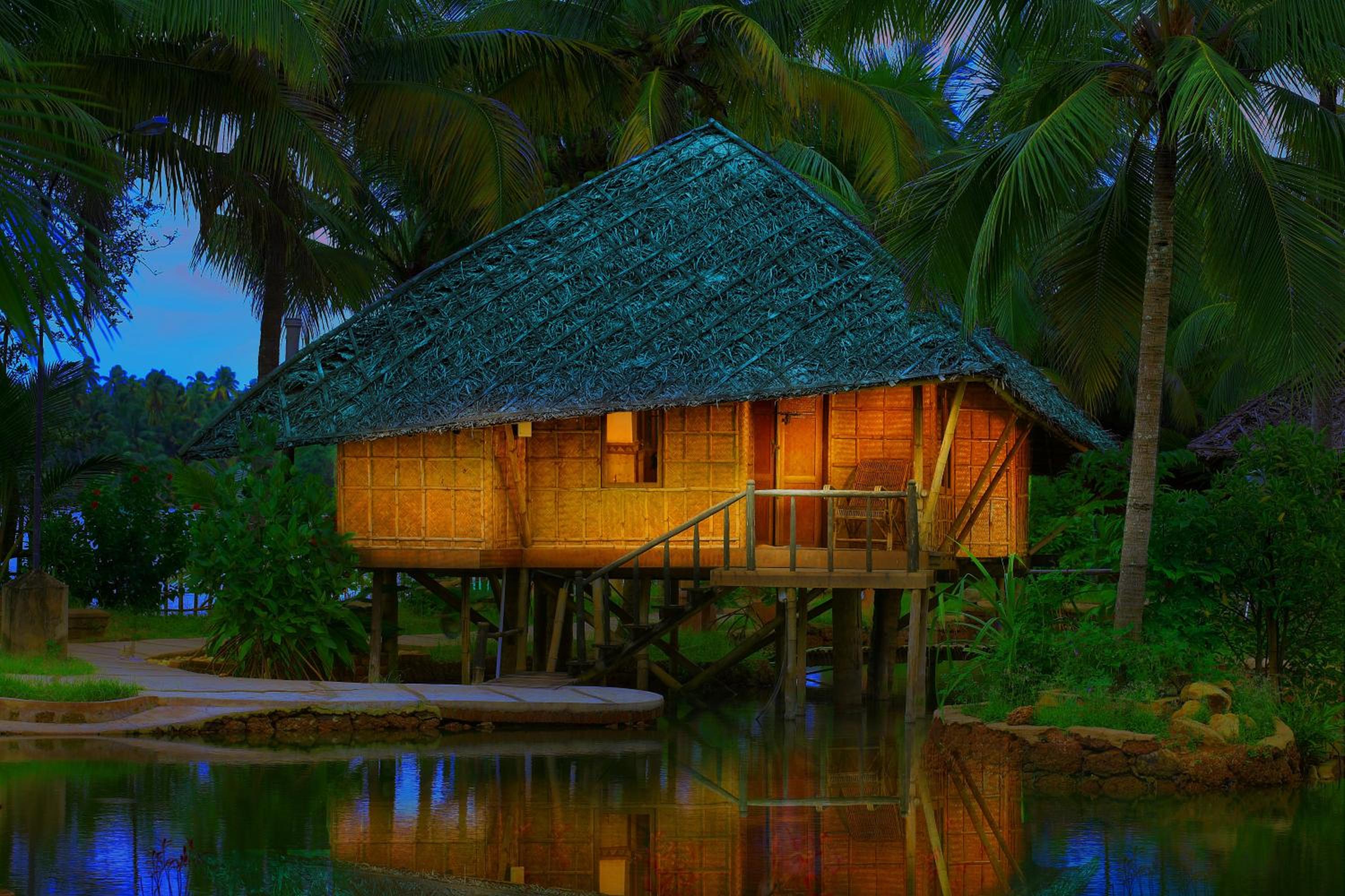 Cherai Beach Resorts