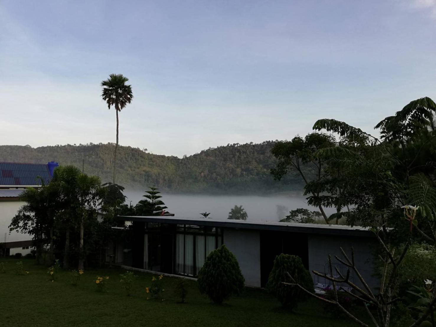 Thanorm Rak Resort