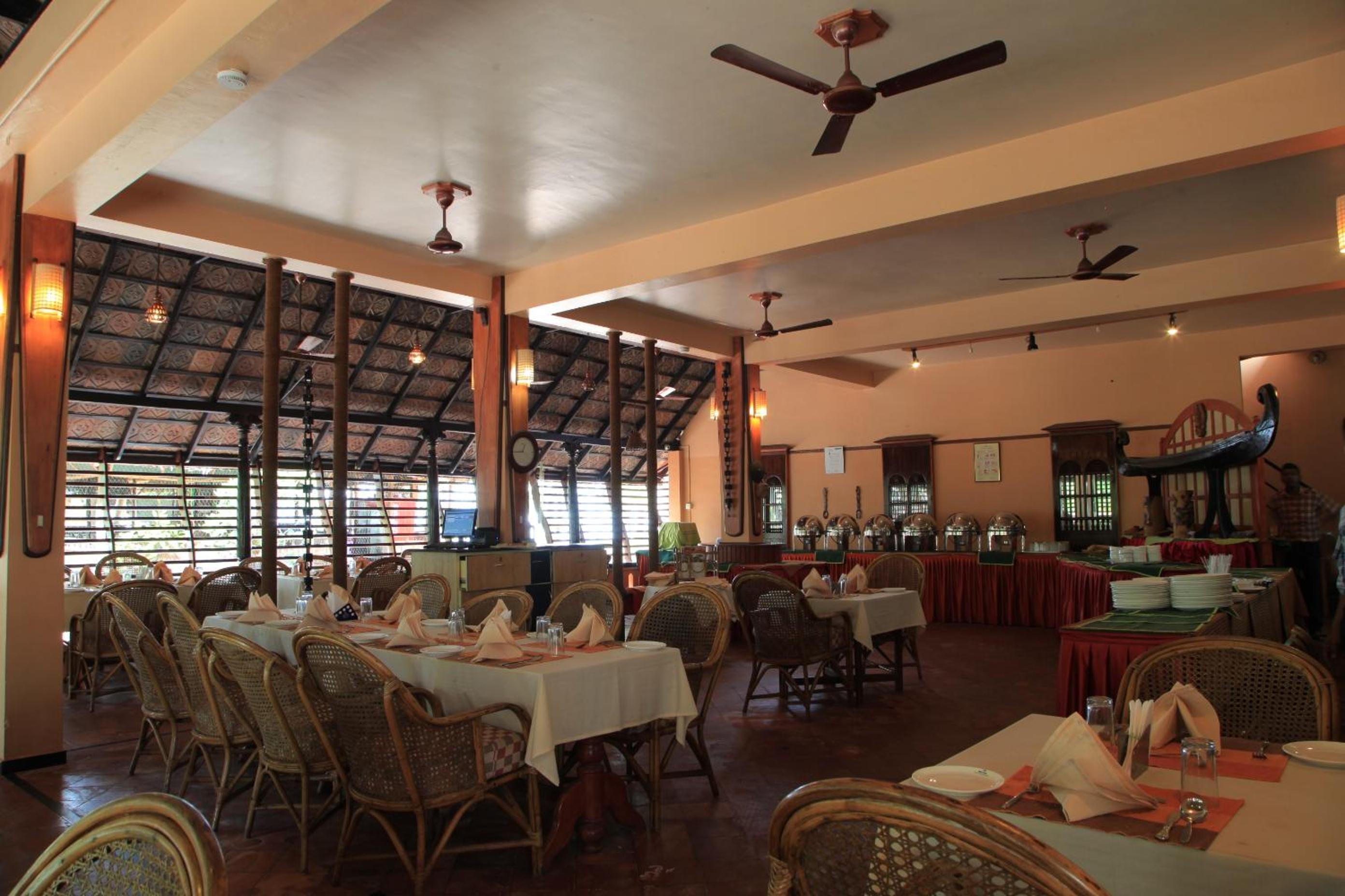 Cherai Beach Resorts