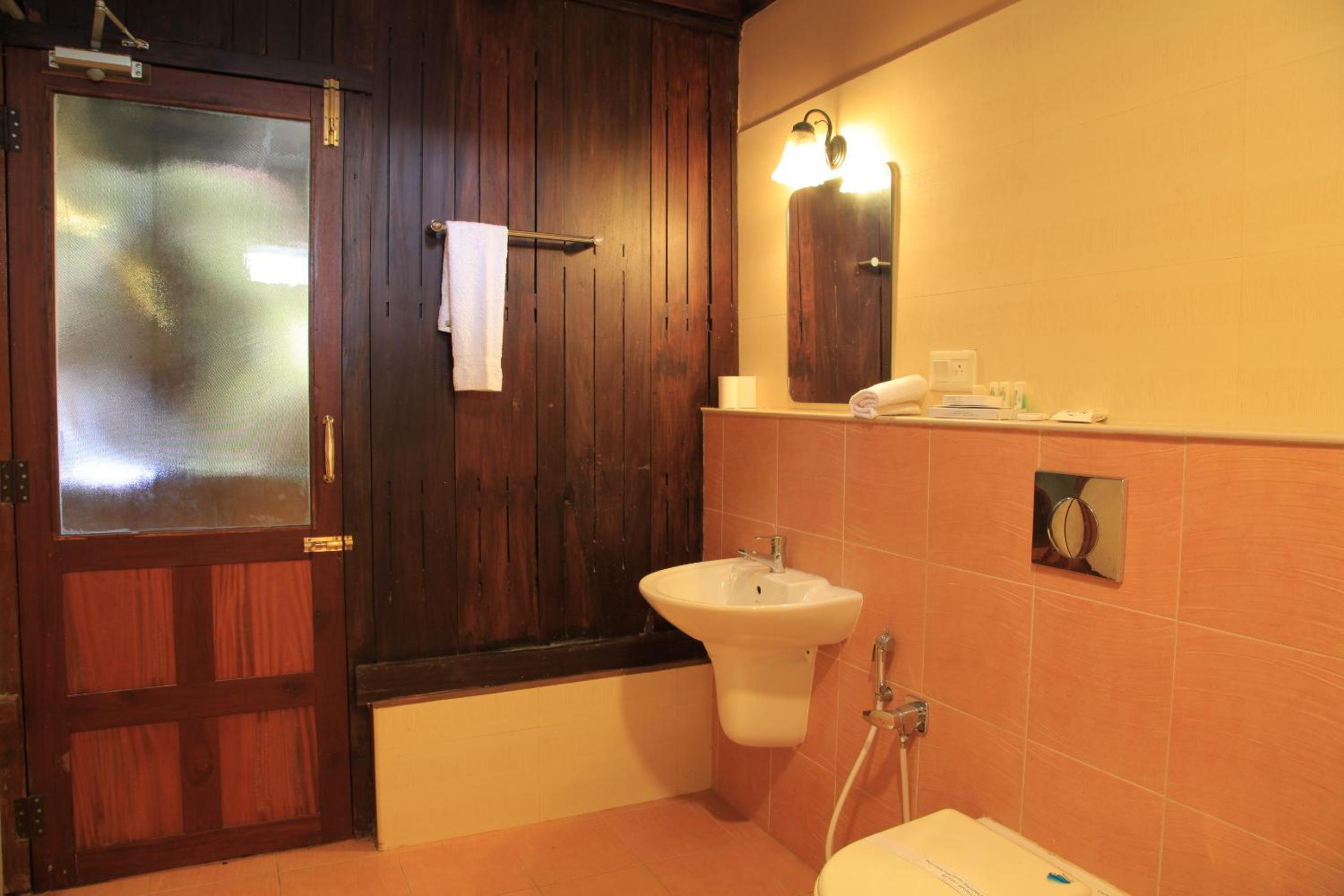 Cherai Beach Resorts