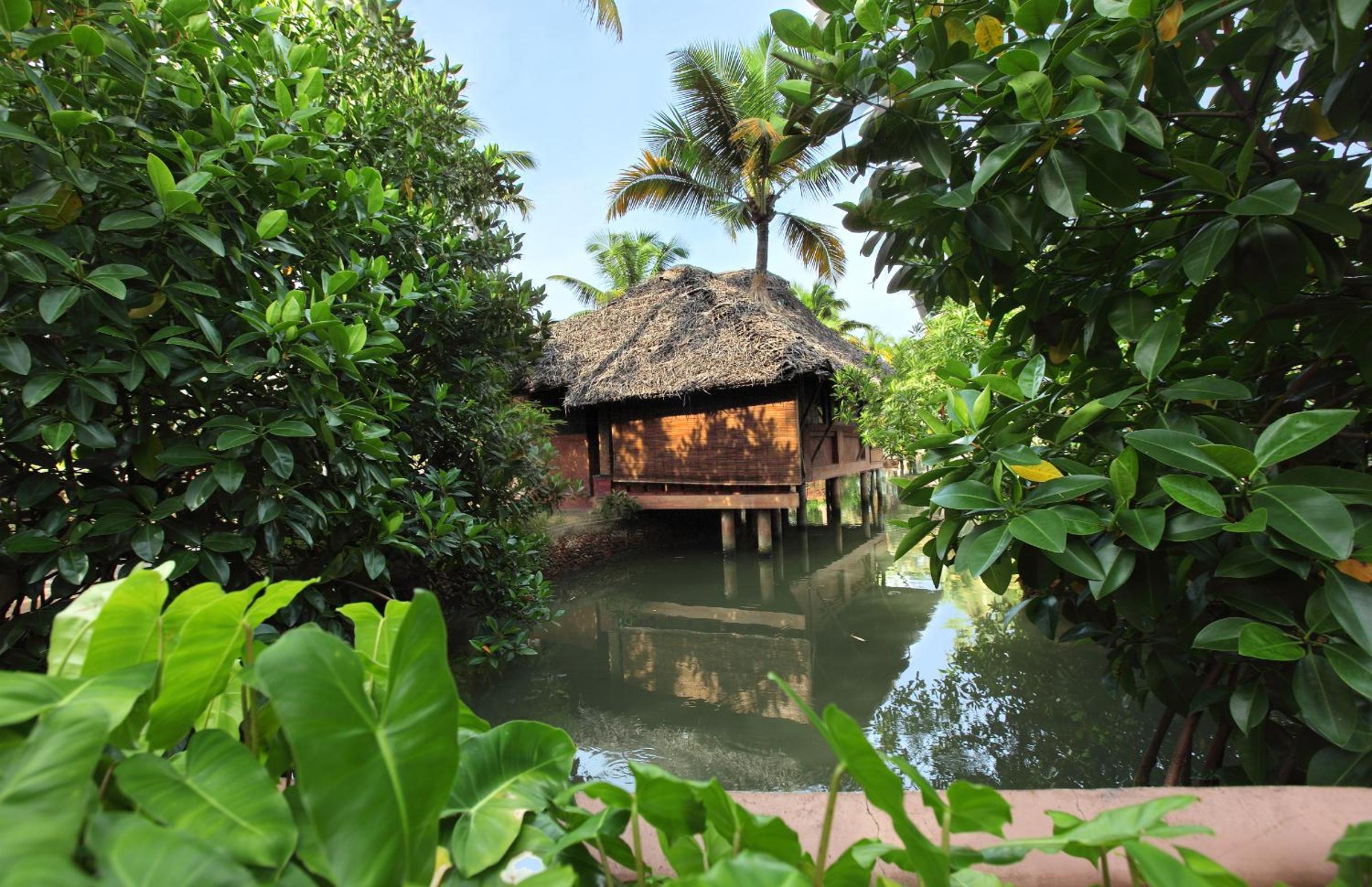Cherai Beach Resorts