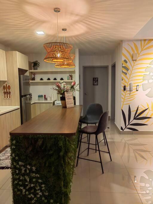 ALOCASIA Geniehome 3BR Free Wifi @ Utropolis Shah Alam photo 2