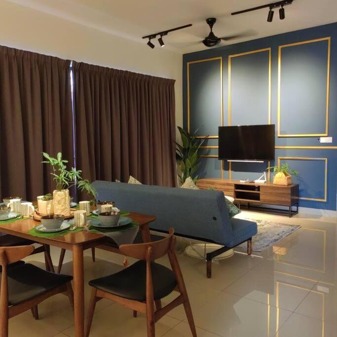ALOCASIA Geniehome 3BR Free Wifi @ Utropolis Shah Alam, photo 14