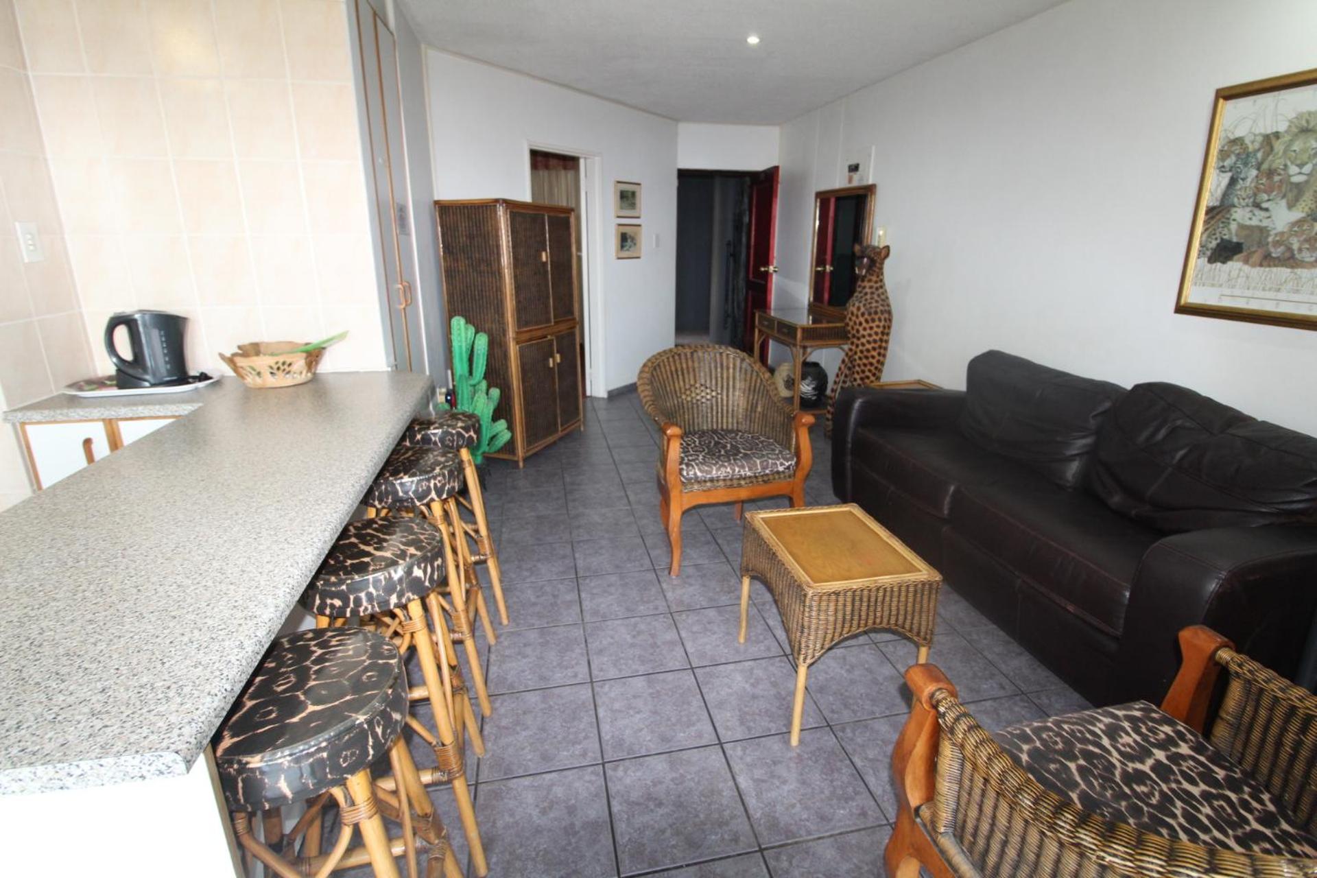 Boulevard 113 view 3