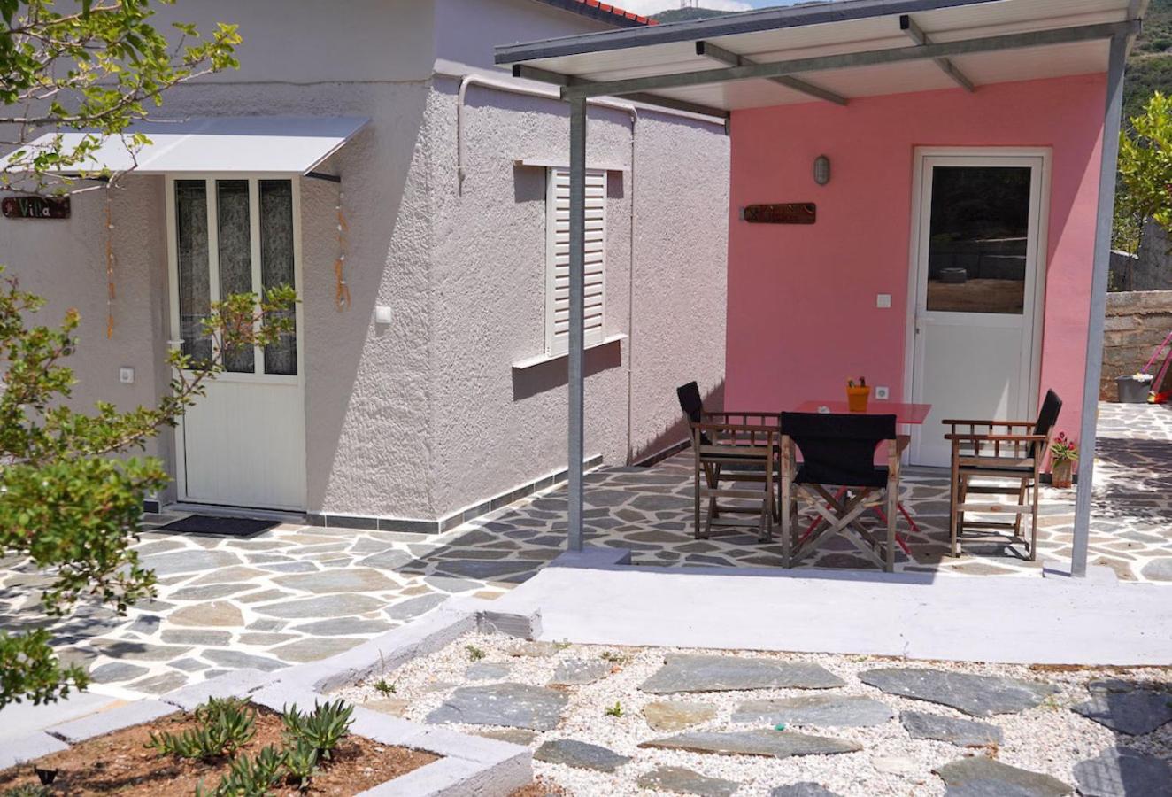 Figs & Grapes * Cosy small house * Marmari * South Evia view 2