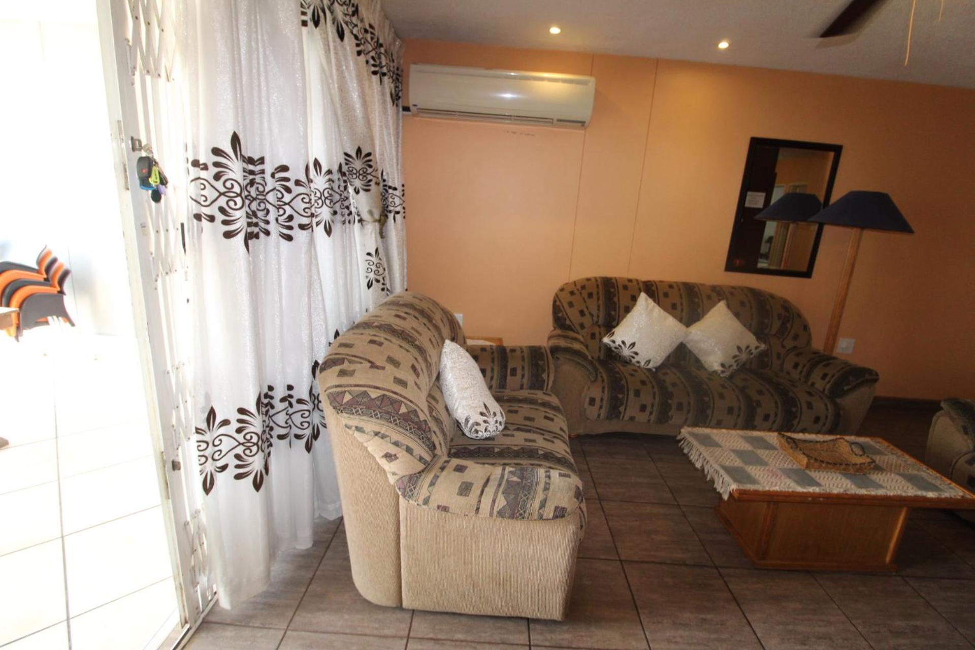 Boulevard 114 view 3
