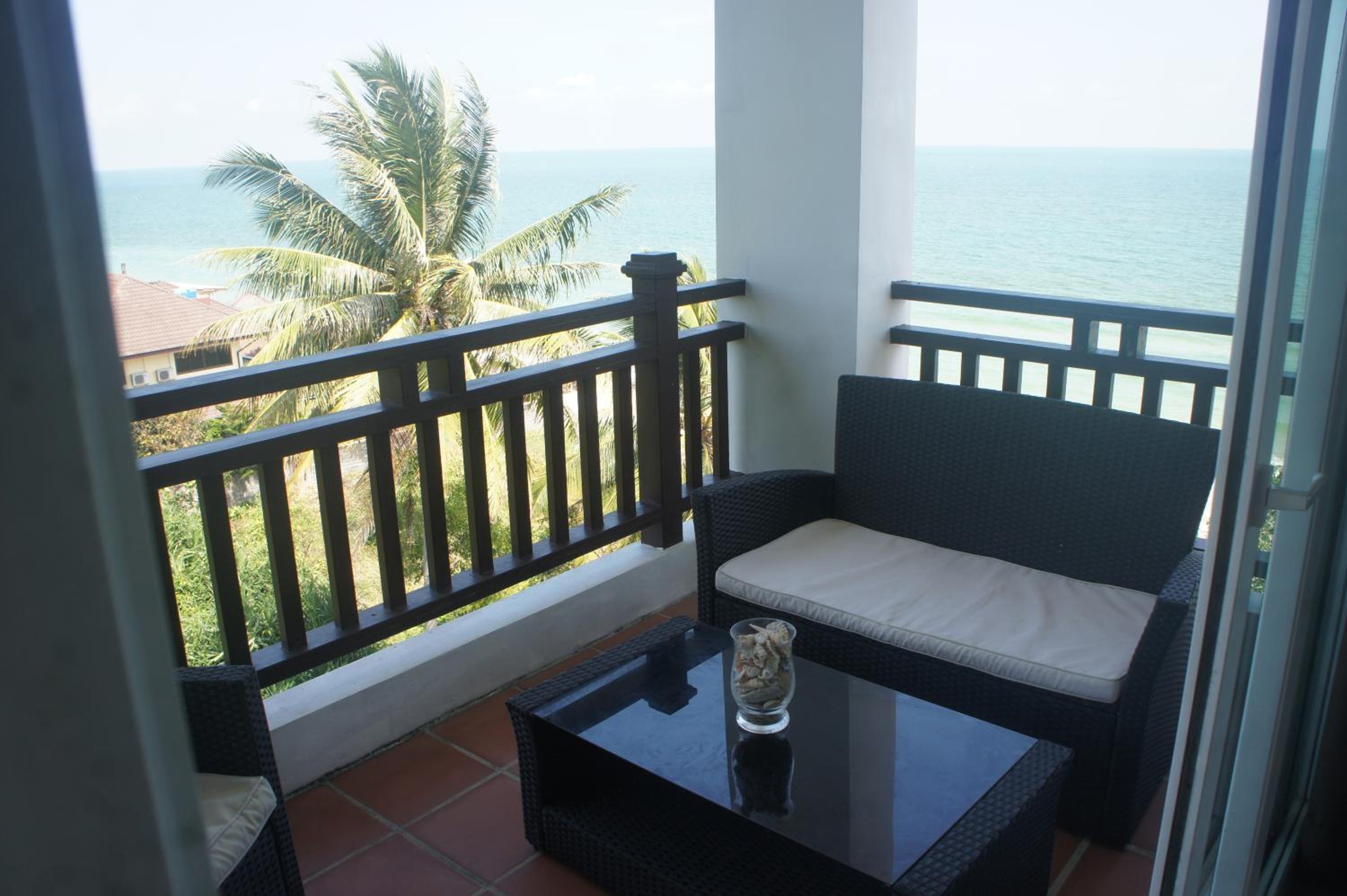 2-Bedroom Khanom Beach Ocean Front Condo view 2