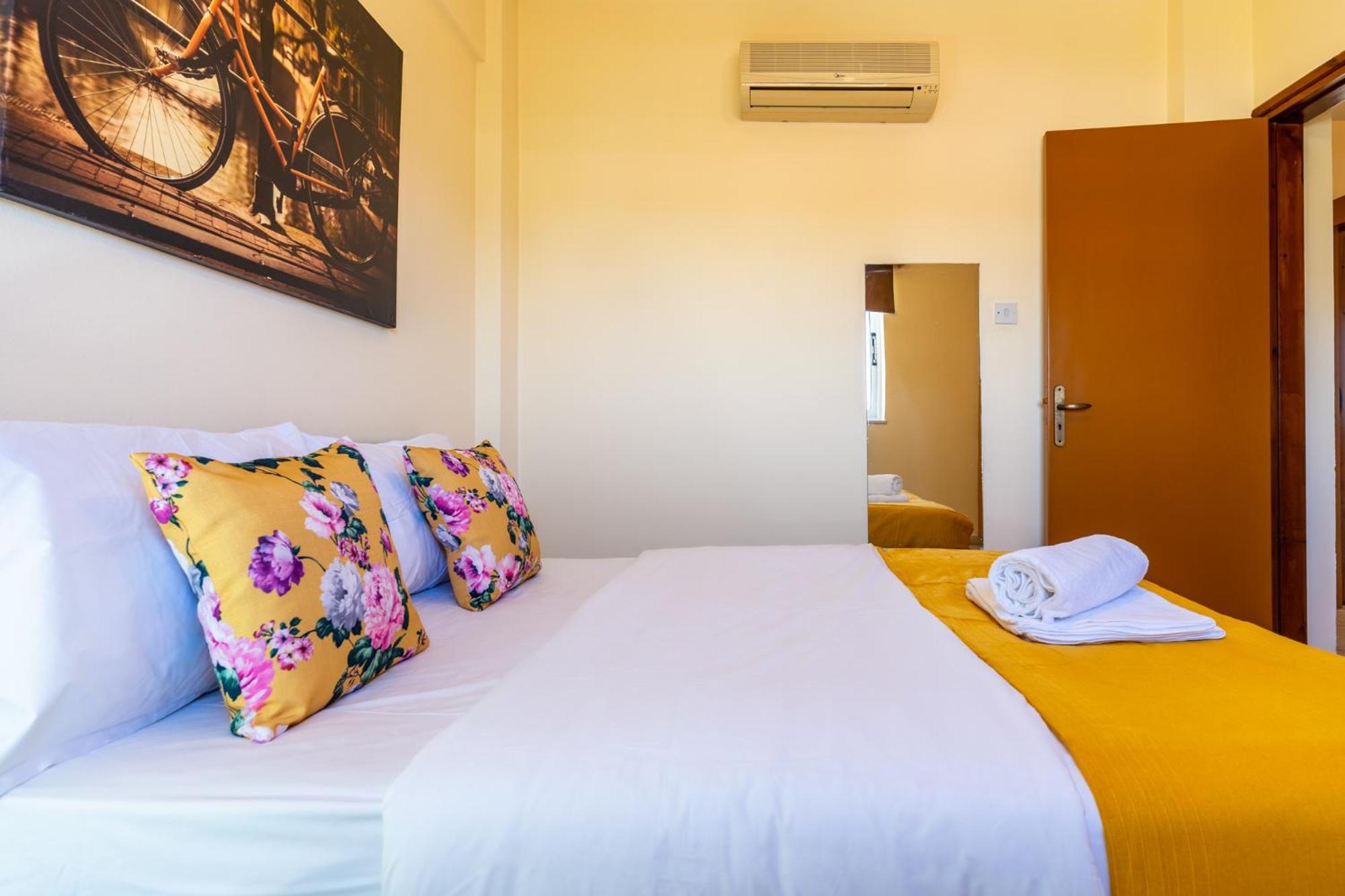Blue Time 2-Bedroom Apartment in Larnaca