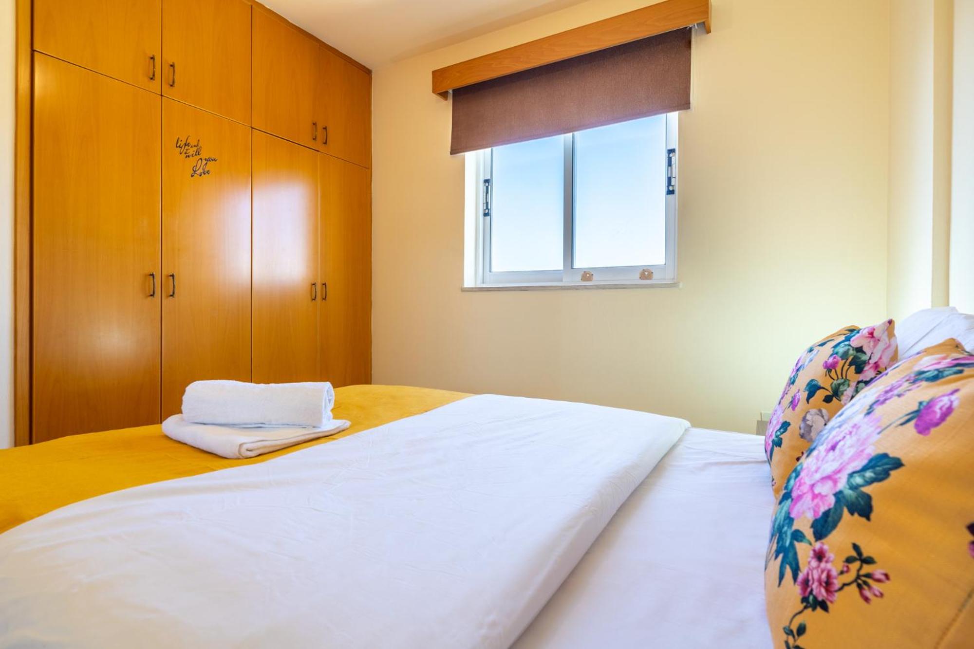 Blue Time 2-Bedroom Apartment in Larnaca